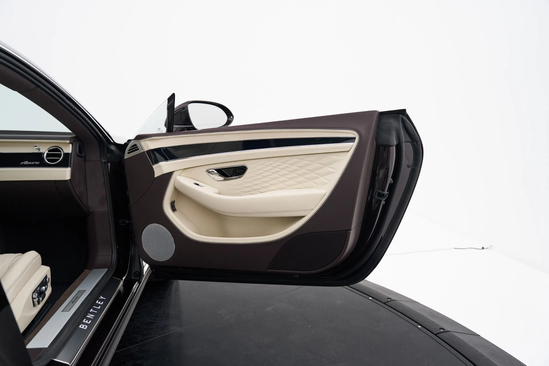 mph032_178712214_Used_2026_Bentley_Continental_GT_V8_1792608724_b5be6d3a73