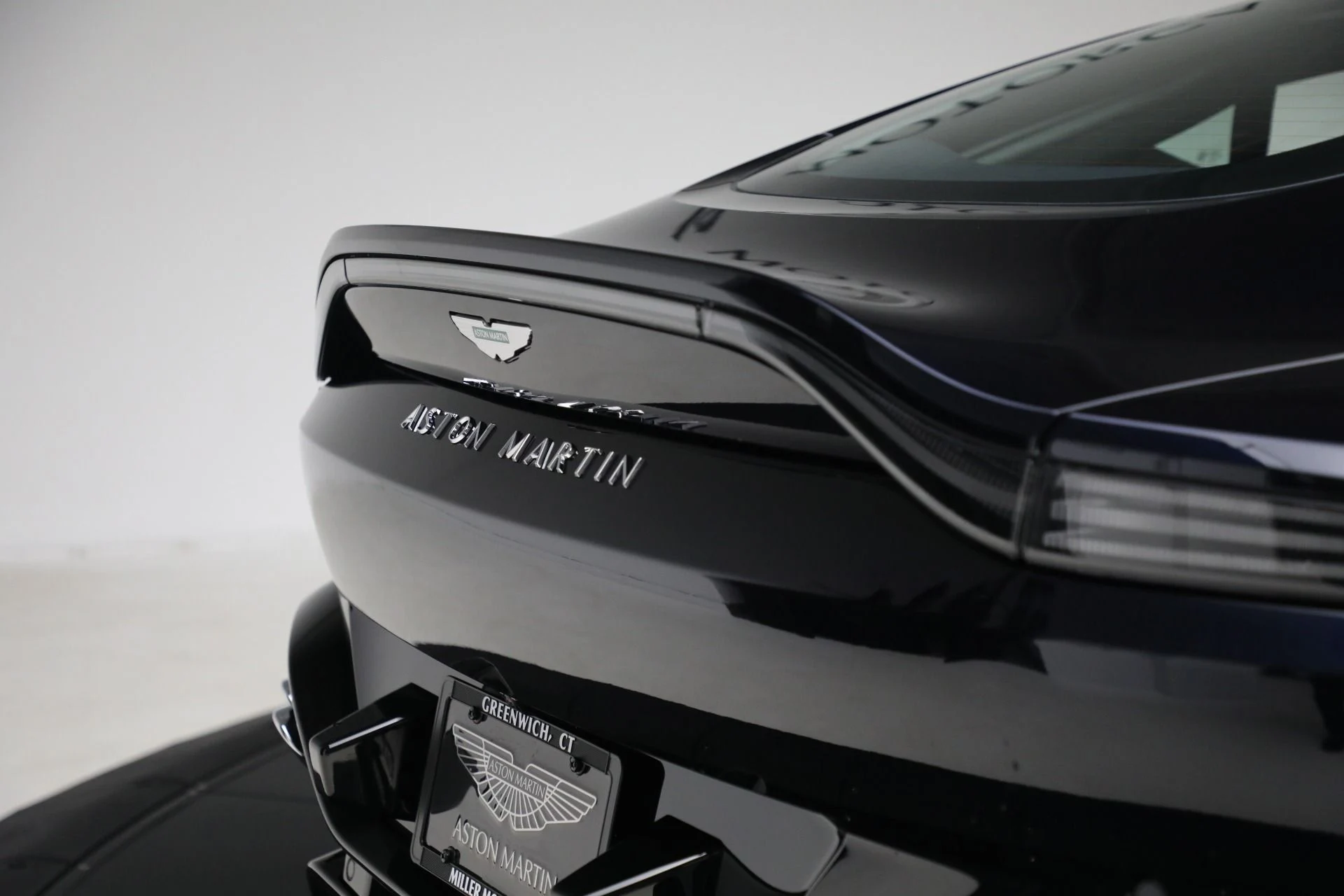 mph032_1790550587_New_2026_Aston_Martin_Vantage_53ba9d32b3