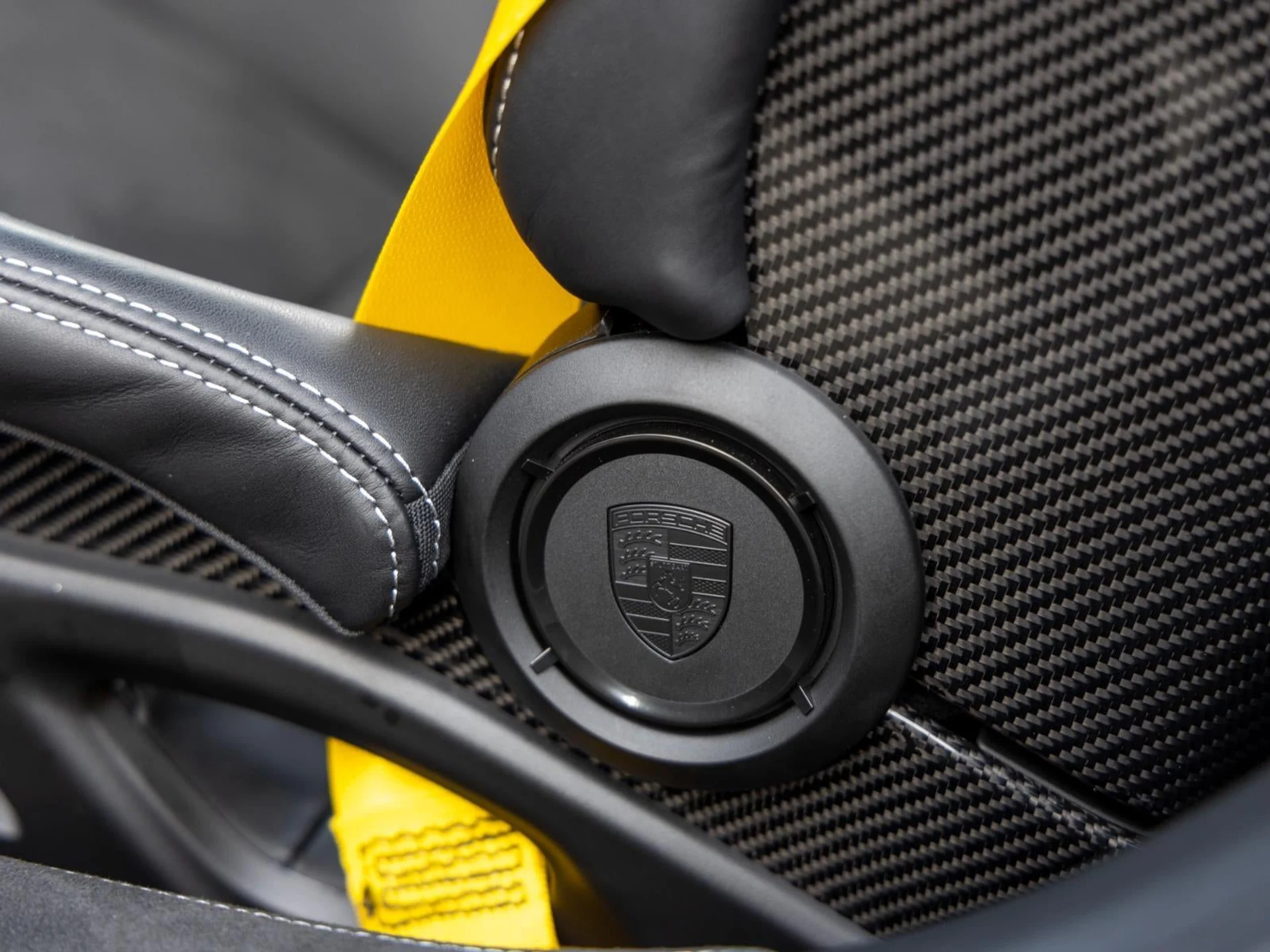 mph032_1806359330_33_ae20967a1e