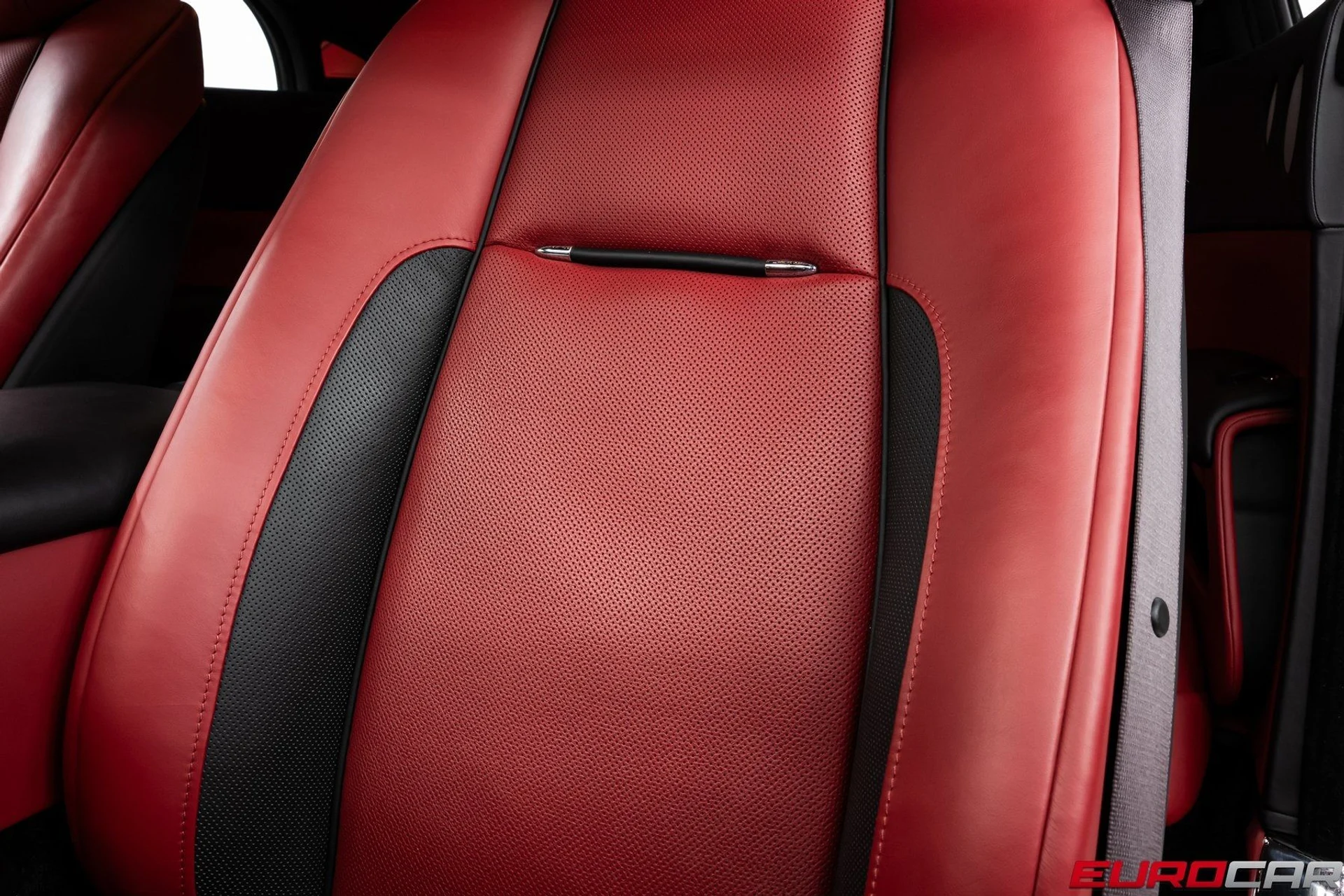 mph032_1825395330_image_33_e3020121a2