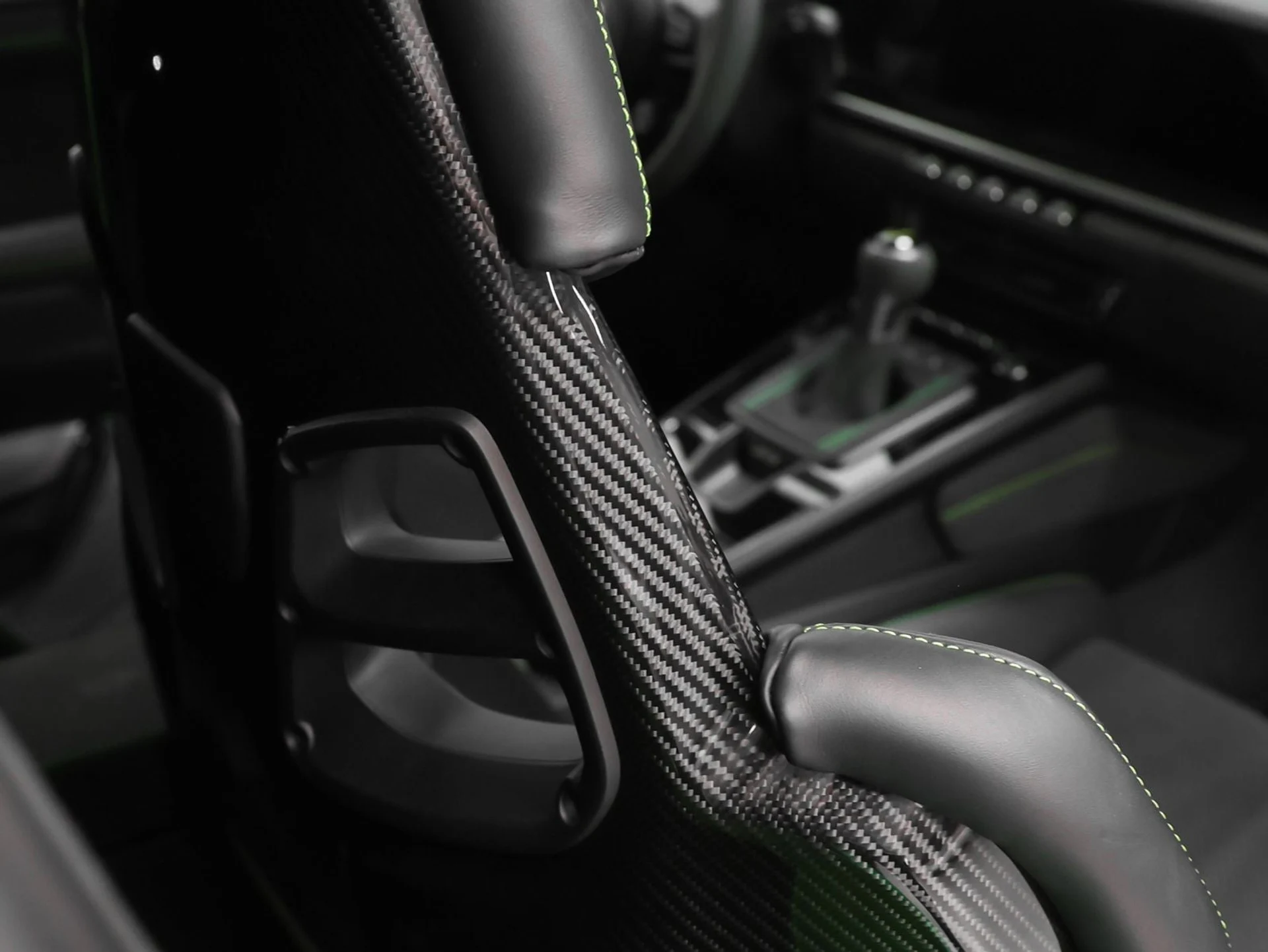 mph032_1826811627_33_20b546f68d