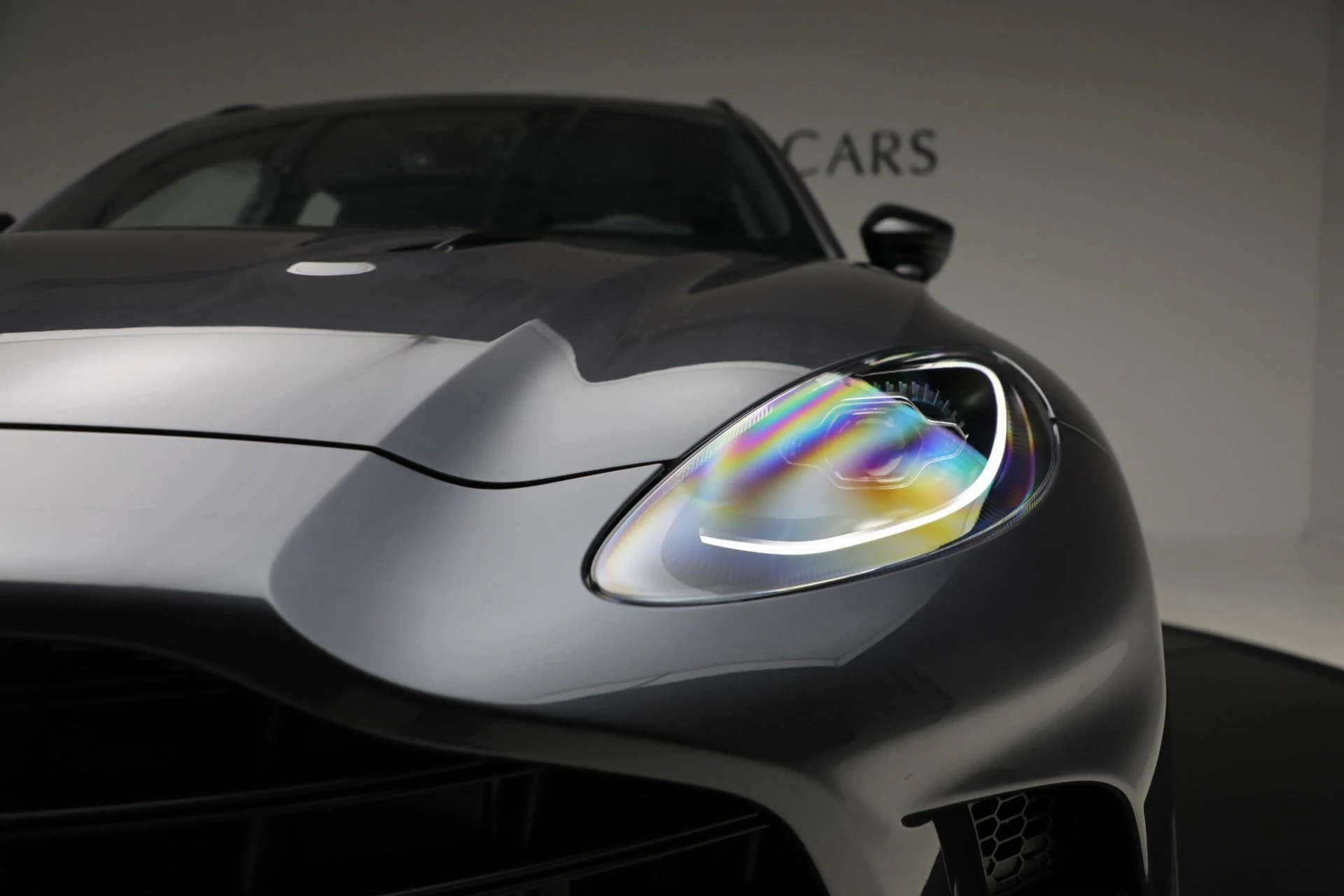 mph032_1831963341_New_2025_Aston_Martin_DBX_707_b6ccf36645