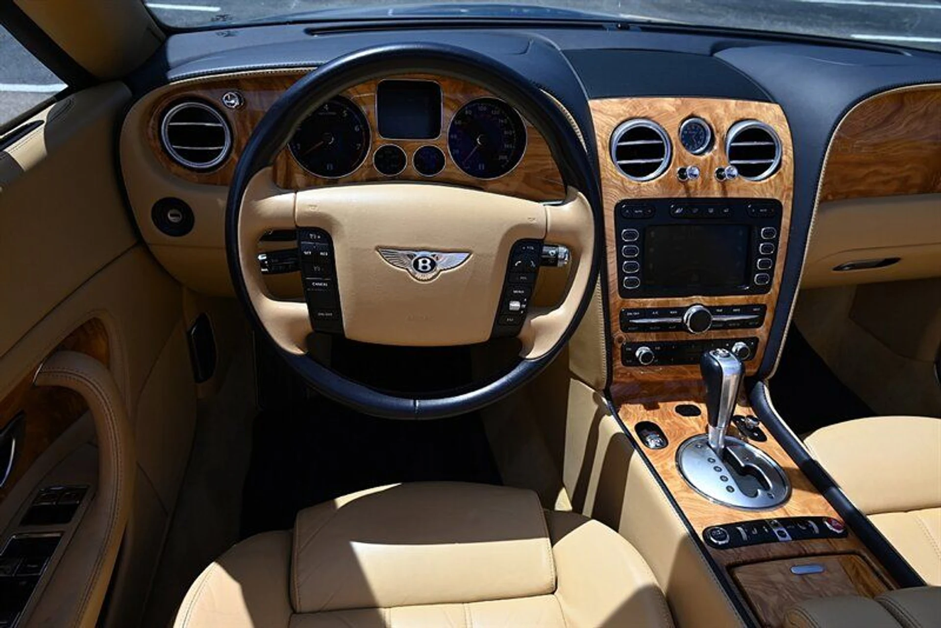 mph032_1833055459_5610868583_800_bec47b6942