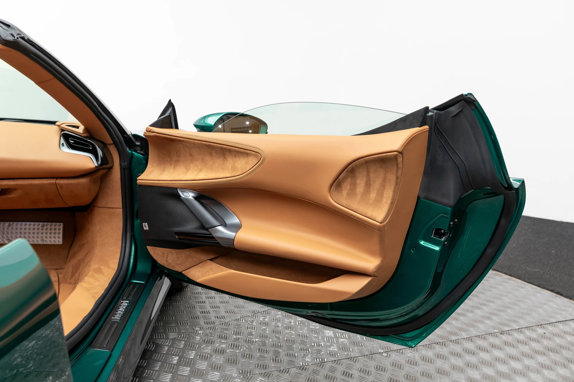 mph032_1843177043_24d65bb525194ed3a042a52d402f9d79_d5c672cb4b