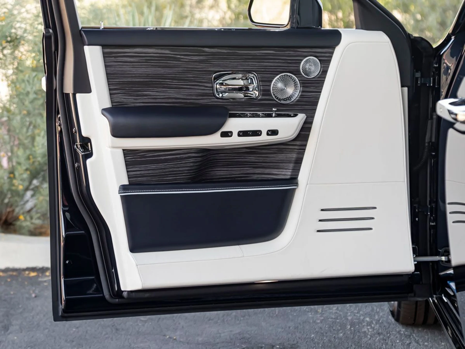 mph032_1847746940_33_36fed066ea