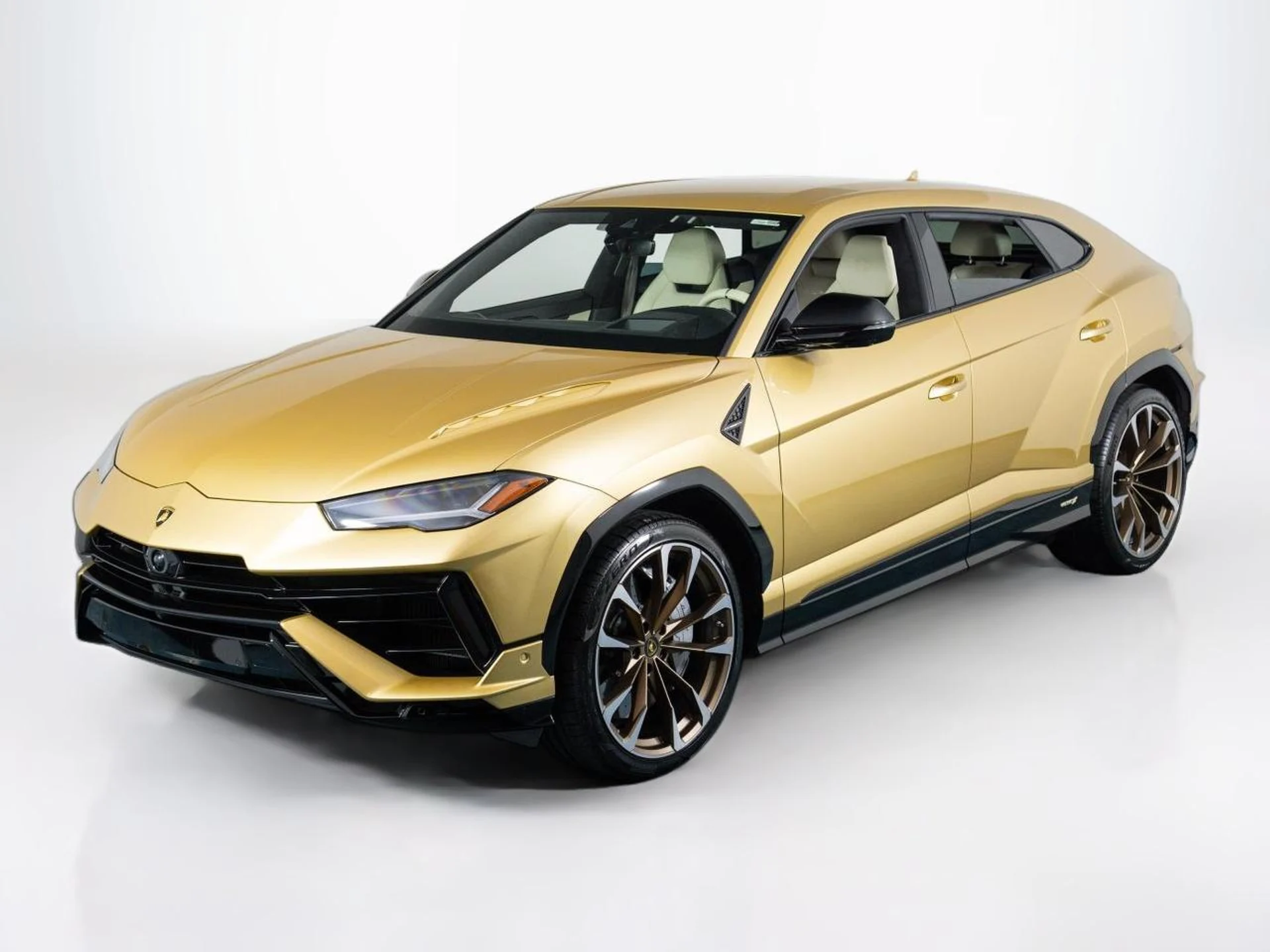 mph032_1857481122_Used_2023_Lamborghini_Urus_S_1785169230_df5483a519