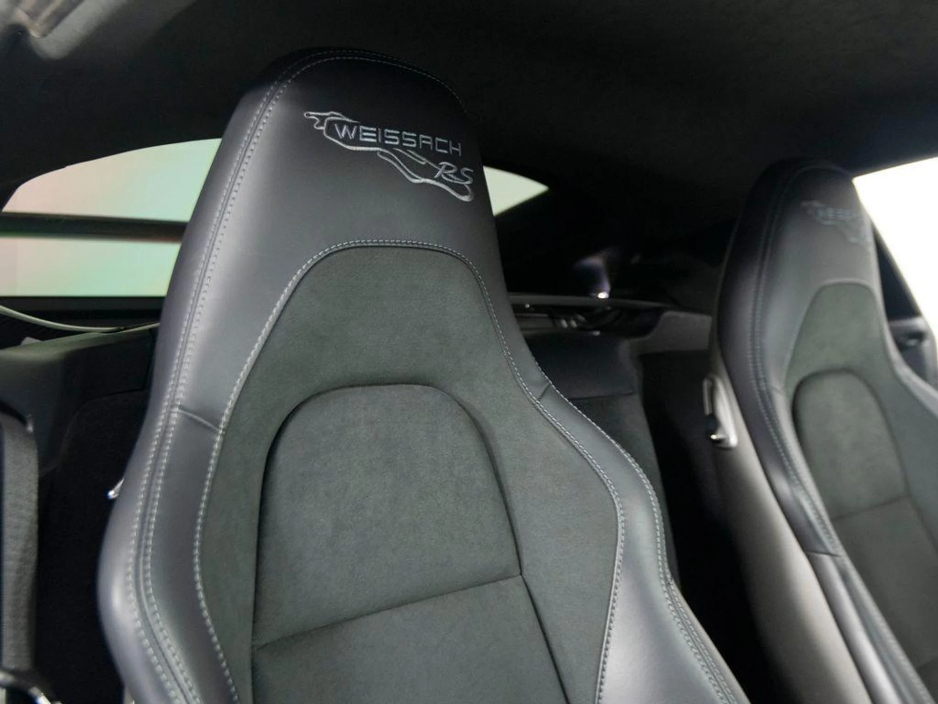 mph032_1859129098_8t_Lvup_HB_Din_SXG_2_Pz6_I_Gvi_F3oic_a377fd7abc