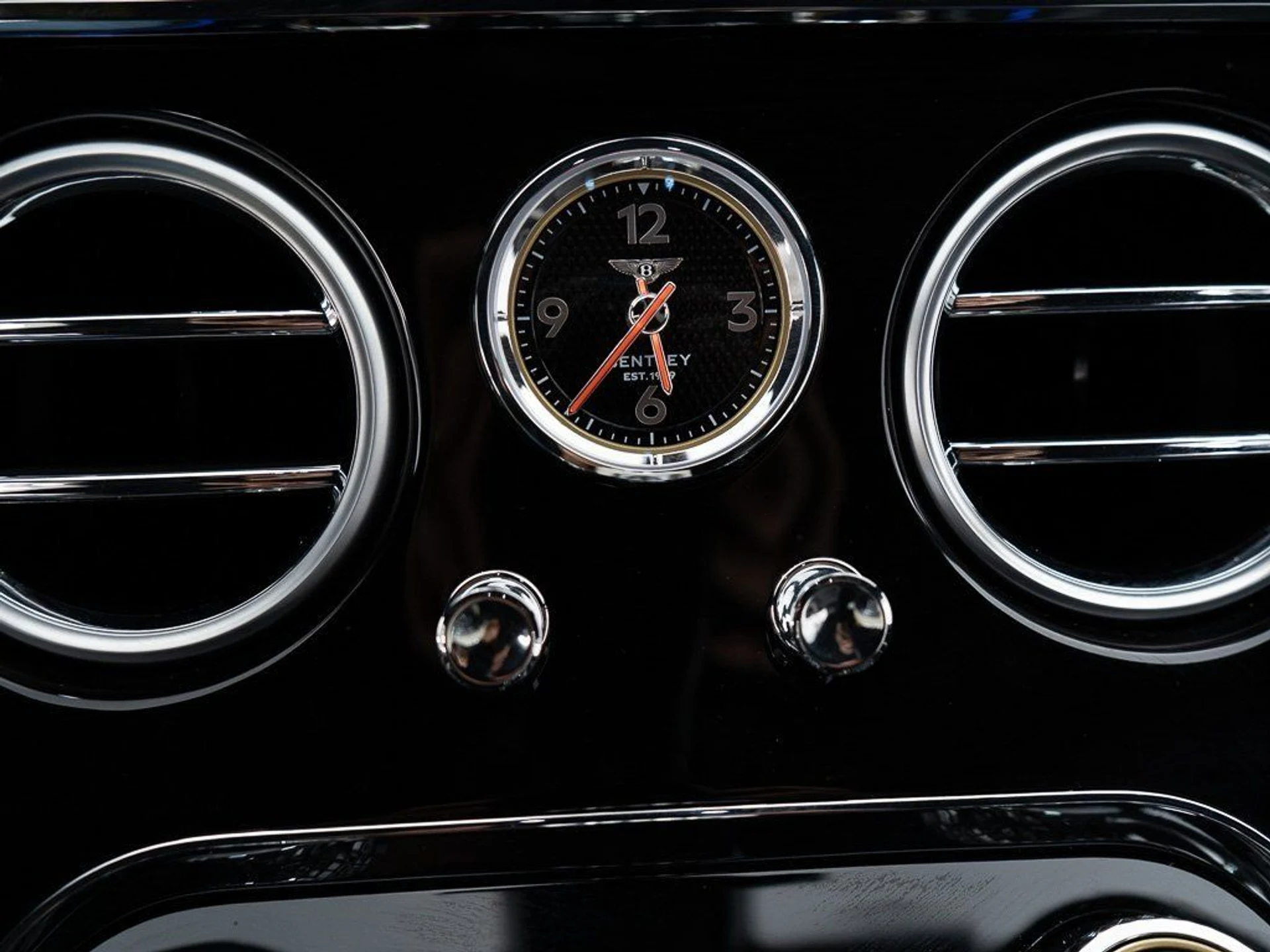 mph032_1866363769_7dee3e1c89d2a74b78397029beb2d337_5372a26bd4