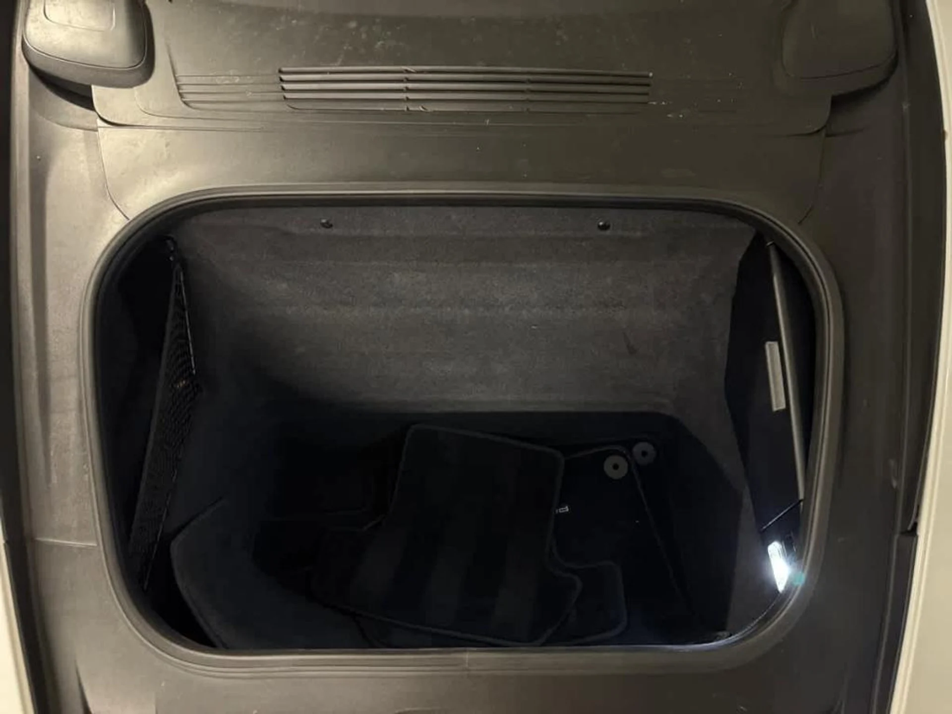 mph032_1880279825_Fg_Jv_T_Ae_JY_2qql_W_Ahauu_O5s_Mrys8_03b87f0026