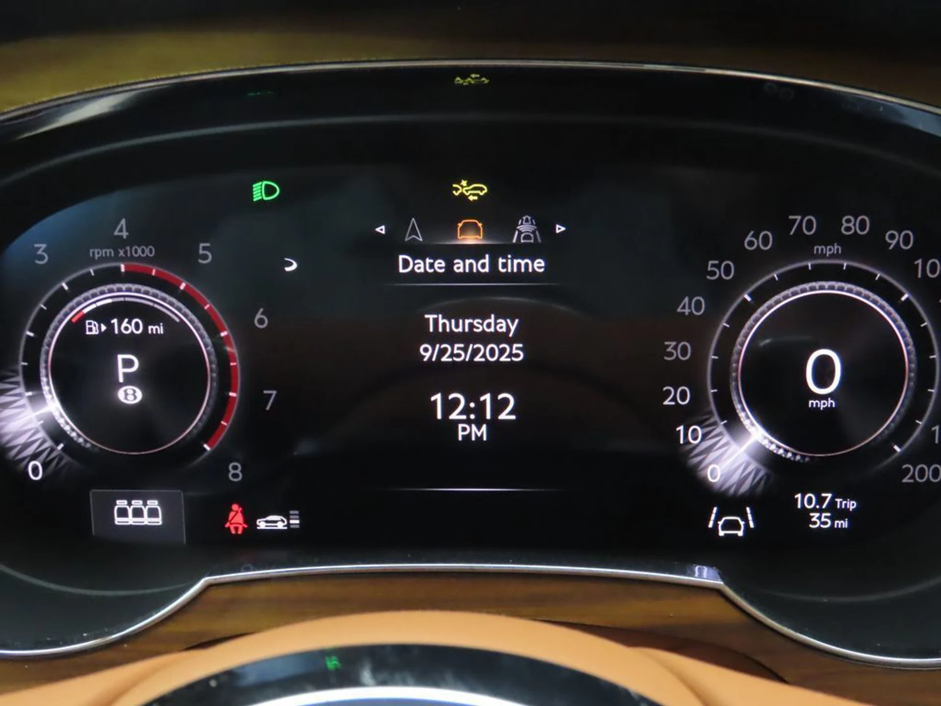 mph032_1882066871_new_2025_bentley_bentayga_v8awd_8119_22910535_33_1024_71c3b8794b