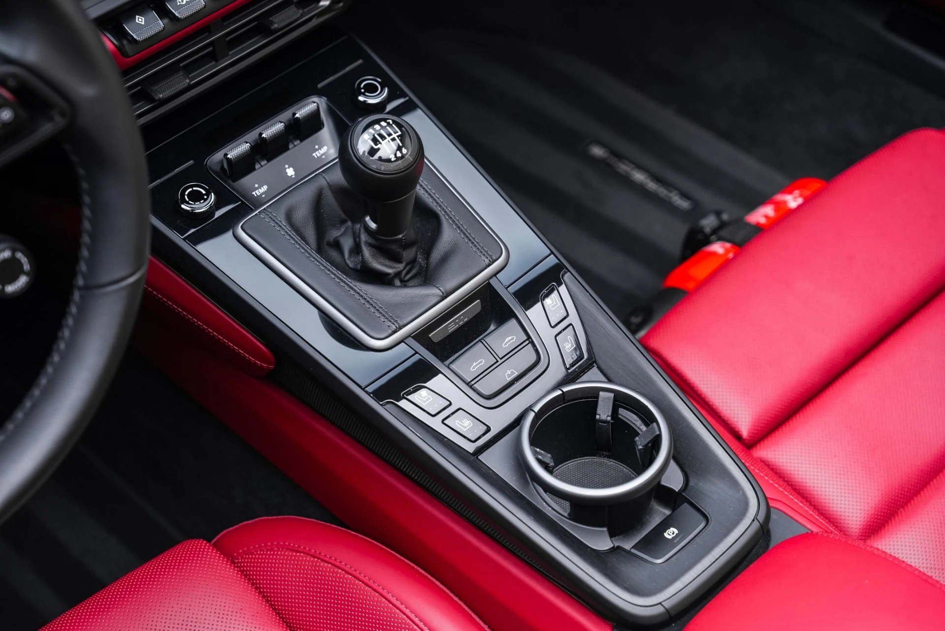 mph032_1887453460_Used_2022_Porsche_911_Carrera_4_GTS_1764979729_c2bf497e49