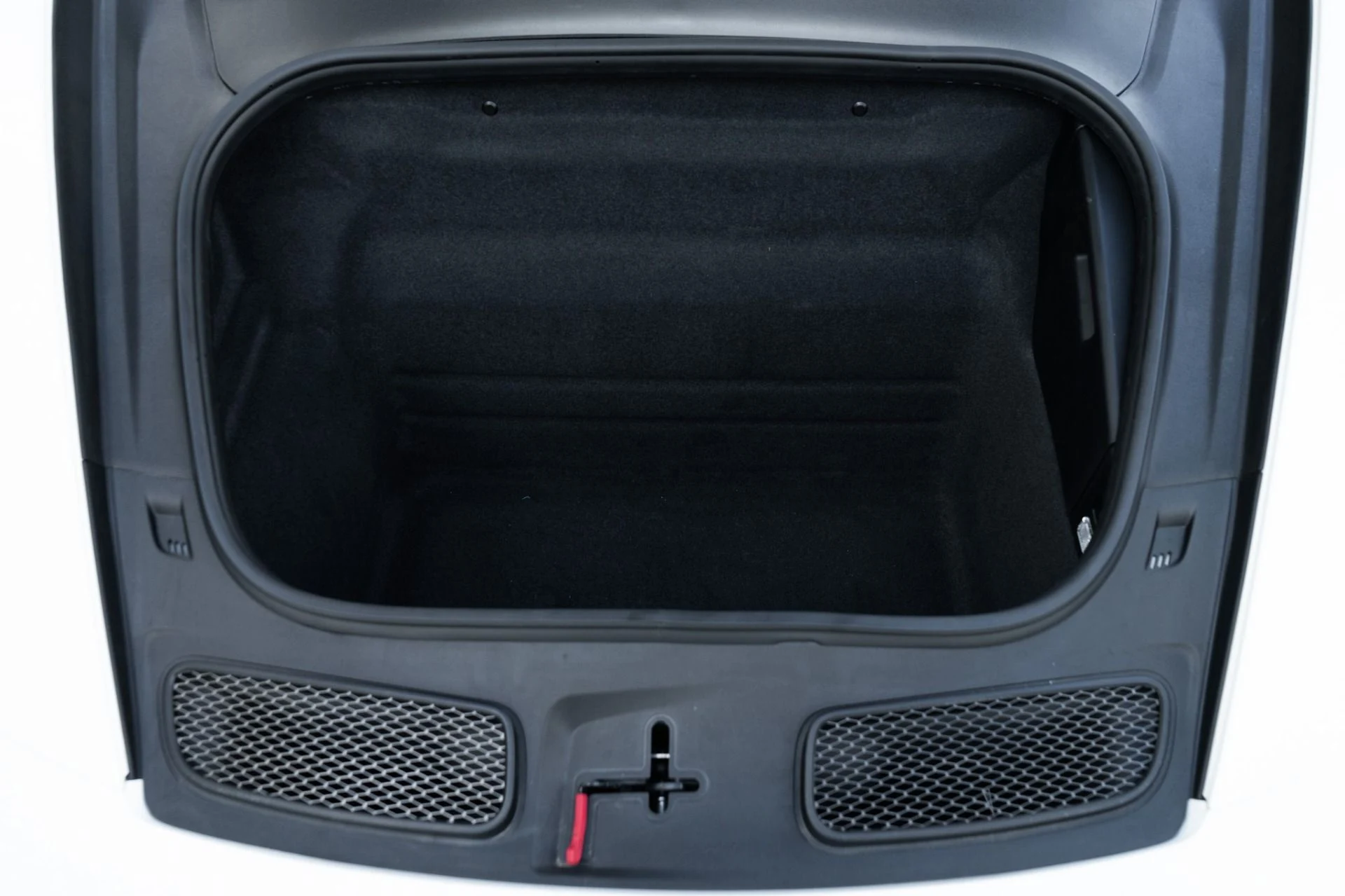 mph032_1888275461_Used_2024_Porsche_911_GT_3_1774306212_67689e289f