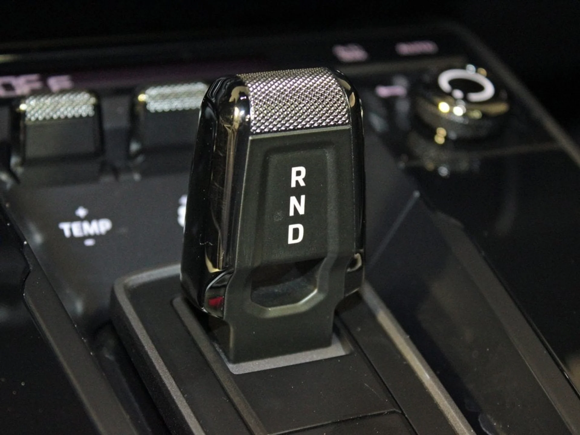 mph032_189216658_33_c26fa5bd36