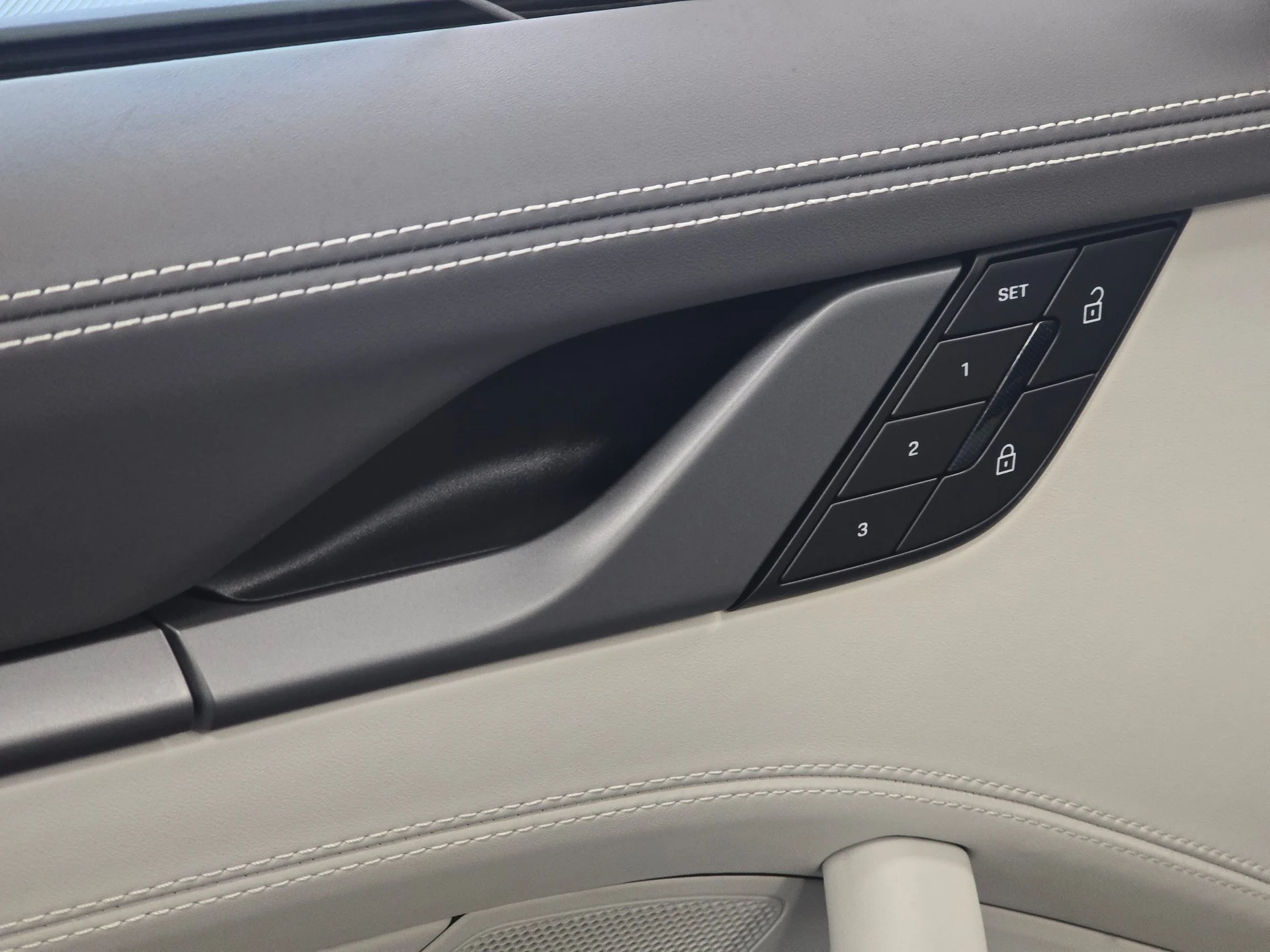 mph032_1895152588_dbf1c6d0915e011f5ab53946a8e2230ex_4020a058db