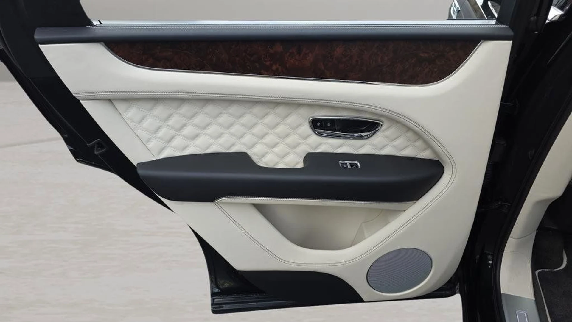 mph032_1907719284_6bea57f0e6f441cd99dcdf475efaaf3f_2b5ddba7e2