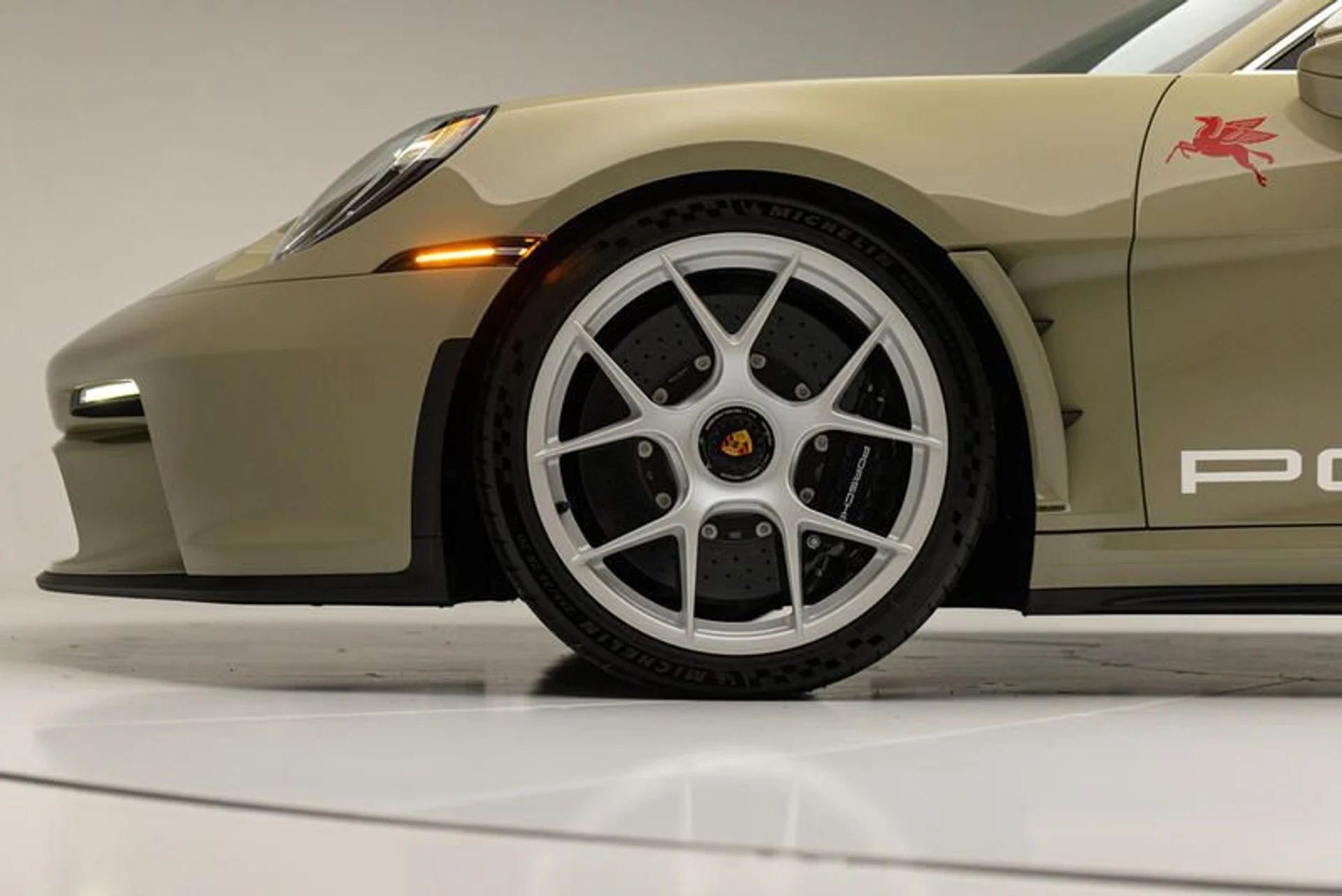 mph032_1918787796_C71_EFB_19_C9_CA_4223_8775_F9901_A14_ED_36_42179c5b7f