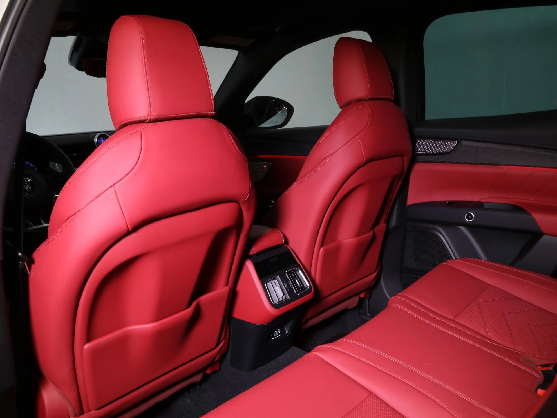 mph032_1921202565_New_2025_Maserati_Grecale_Modena_1750292098_c2f2be0071