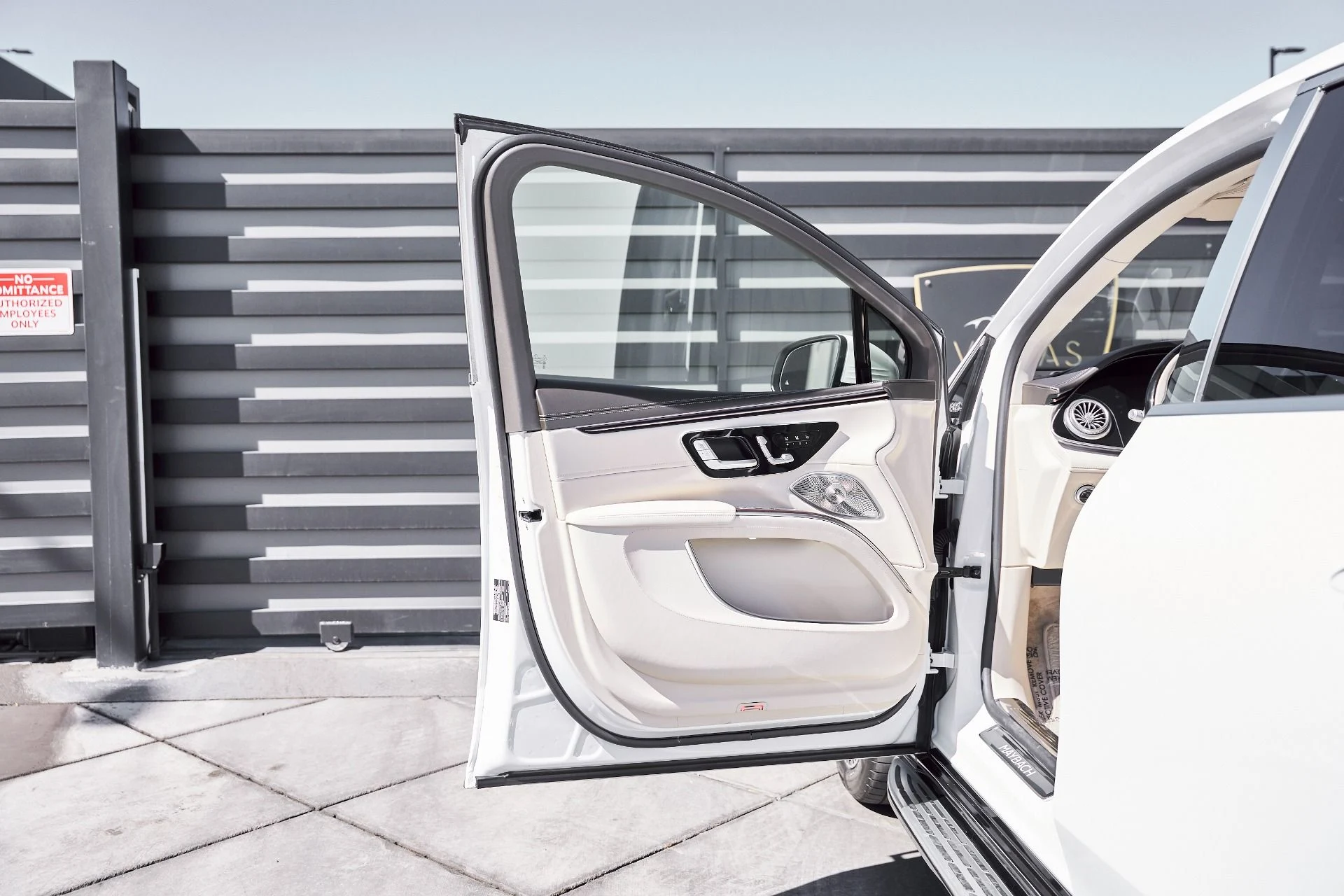 mph032_1923497205_Used_2025_Mercedes_Benz_EQS_Maybach_EQS_680_1773365792_e63fdfceb3