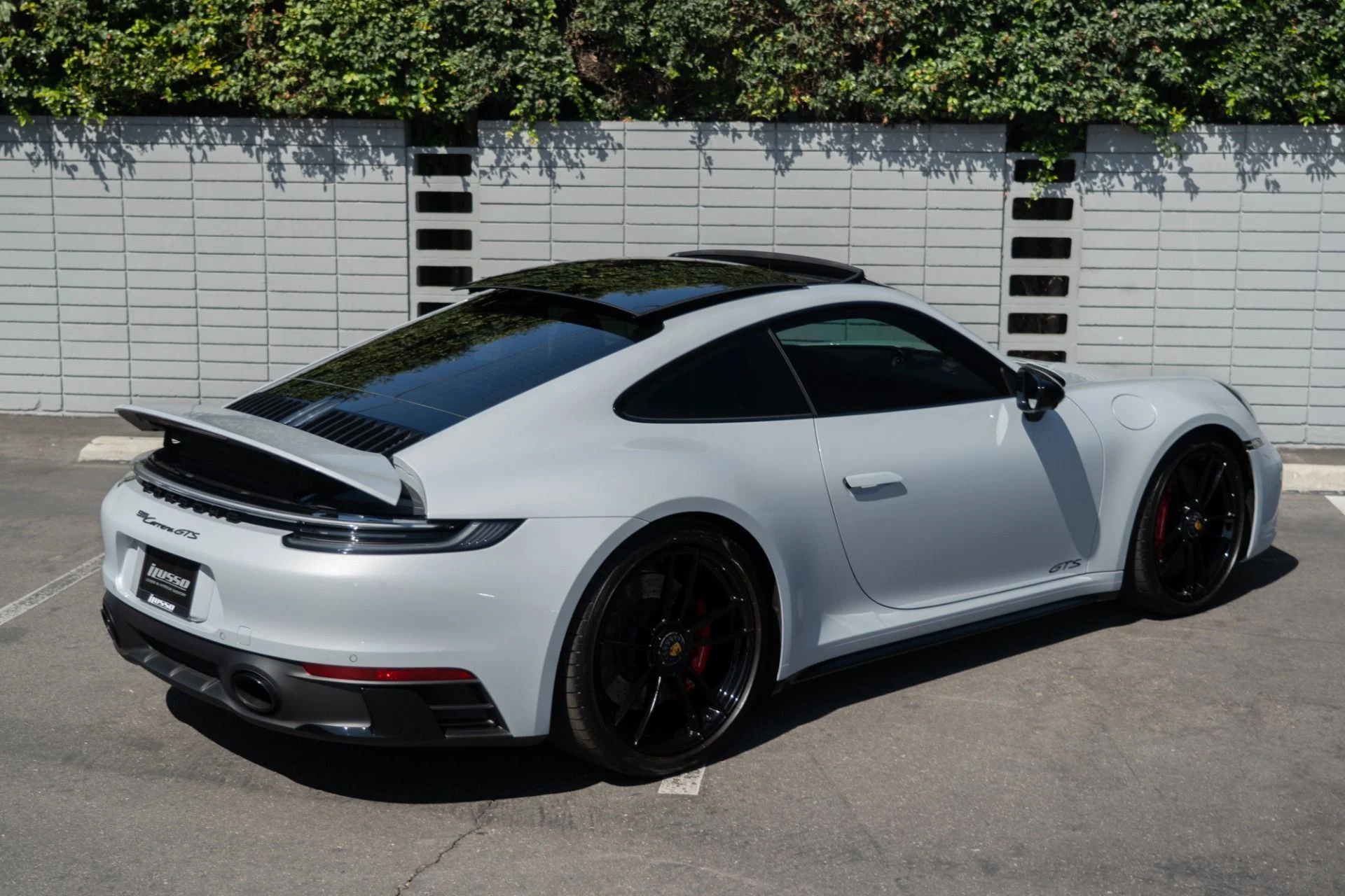 mph032_1924348059_Used_2024_Porsche_911_Carrera_GTS_1755716211_ac84331368
