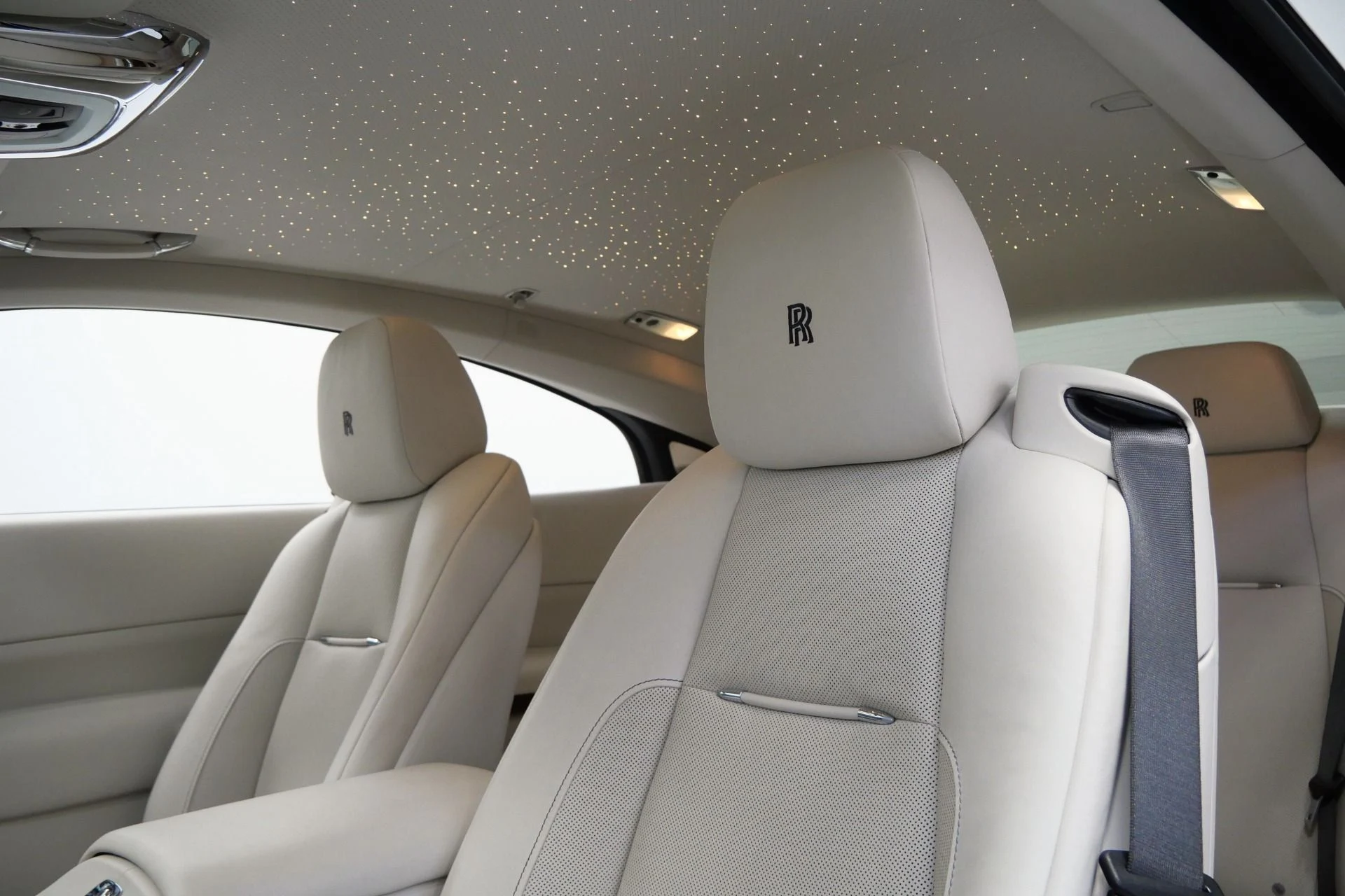 mph032_1929679286_Used_2019_Rolls_Royce_Wraith_The_Wraith_Package_Starlight_Headliner_Surround_Cameras_1773246282_aad0d537d9