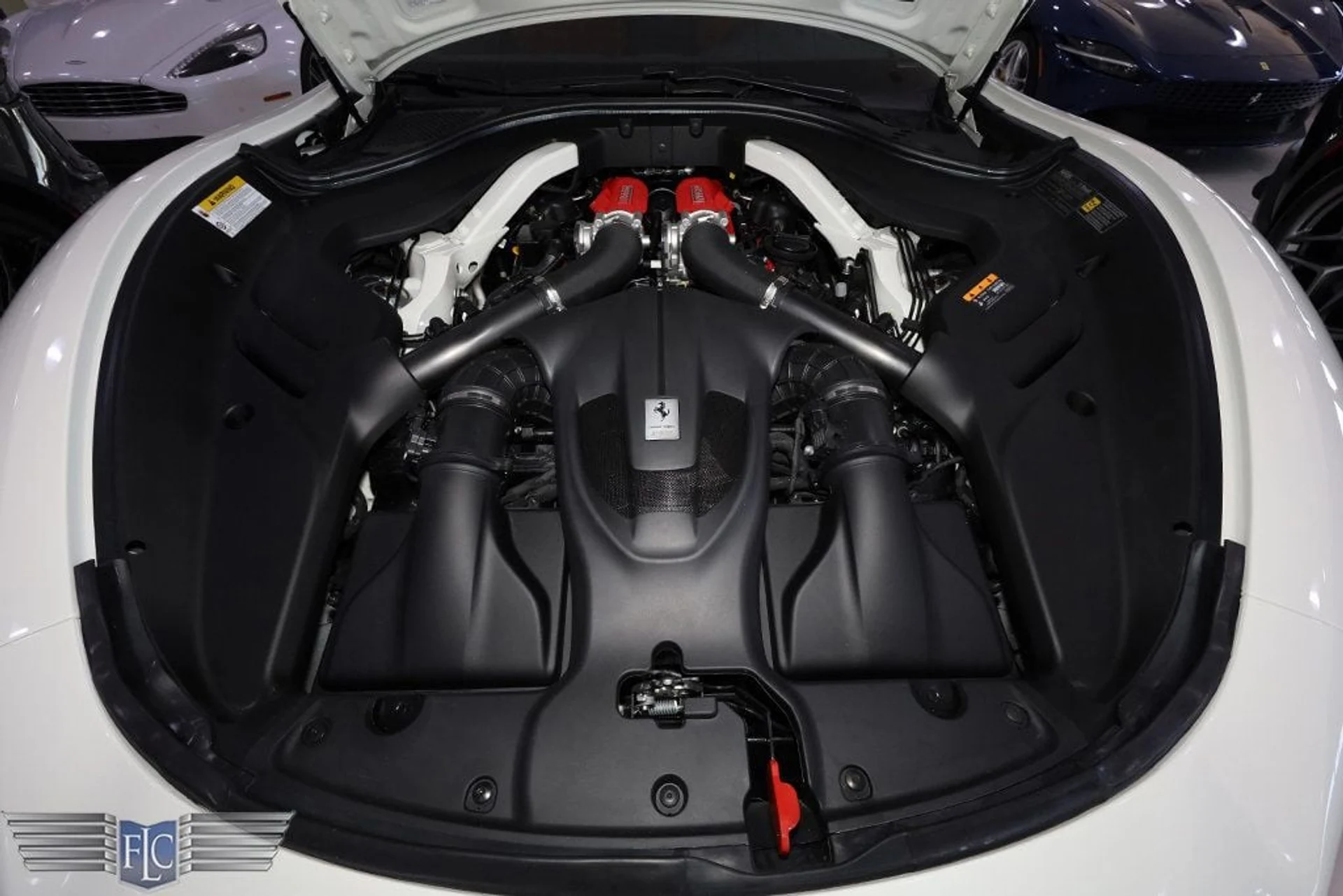 mph032_1931662041_used_2025_ferrari_roma_spider_convertible_6305_22870427_33_1024_0bc8fc5c2b