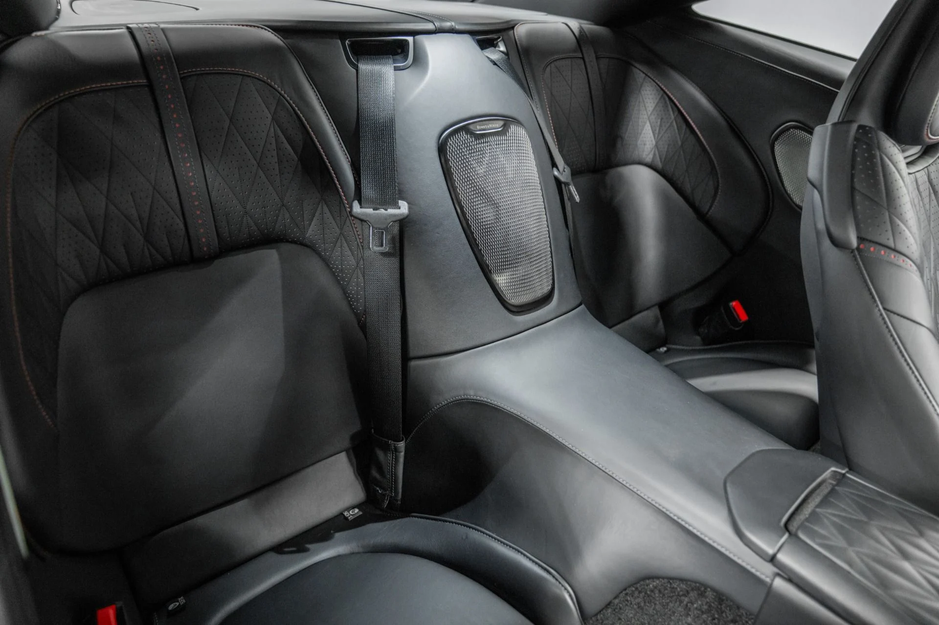 mph032_1937446175_Used_2024_Aston_Martin_DB_12_V8_Special_Paint_Color_Bowers_and_Wilkins_Premium_Audio_Carbon_Brakes_1771535066_540ced5c16