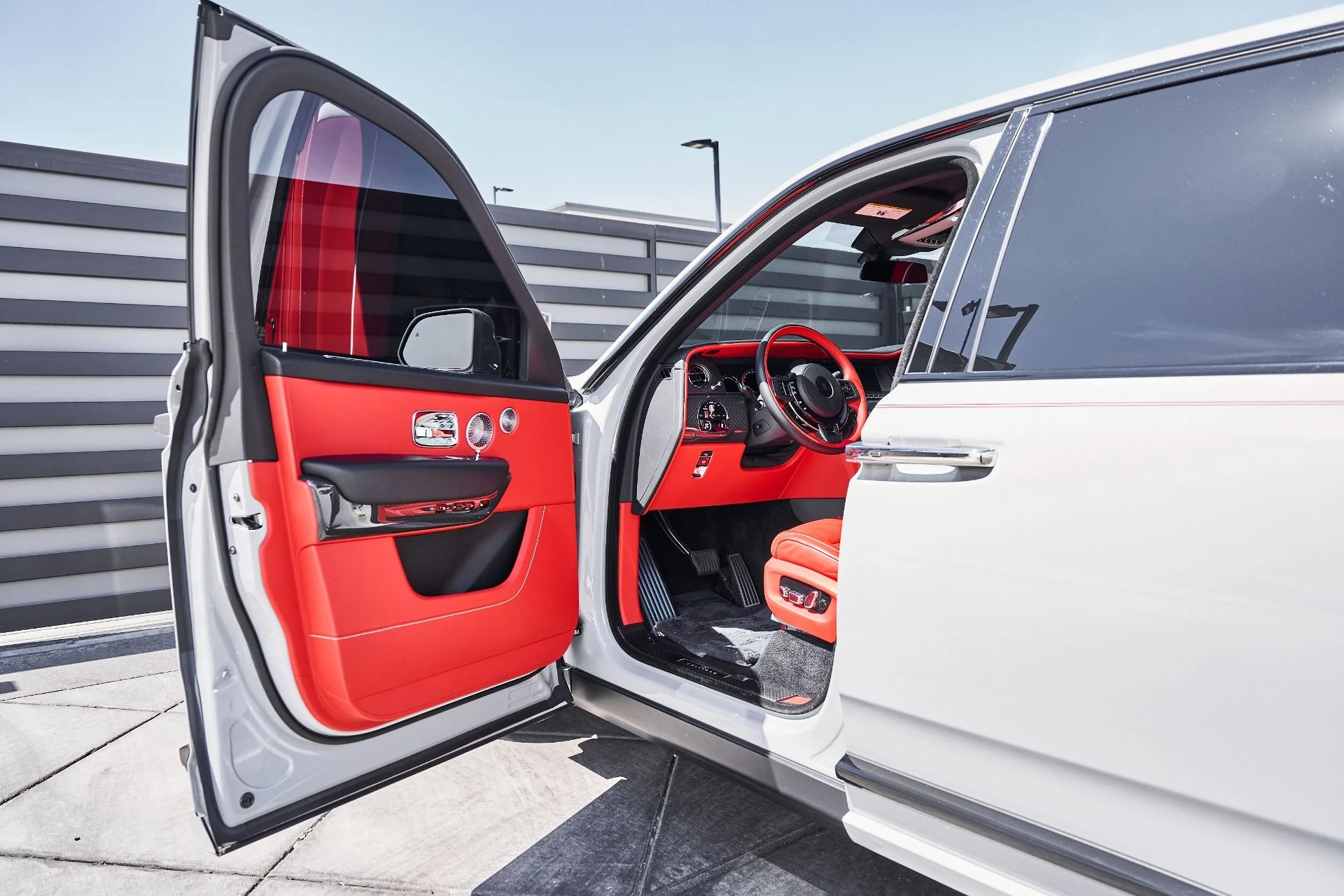 mph032_19382021_Used_2024_Rolls_Royce_Cullinan_Black_Badge_1775870989_7f6e2f8f76