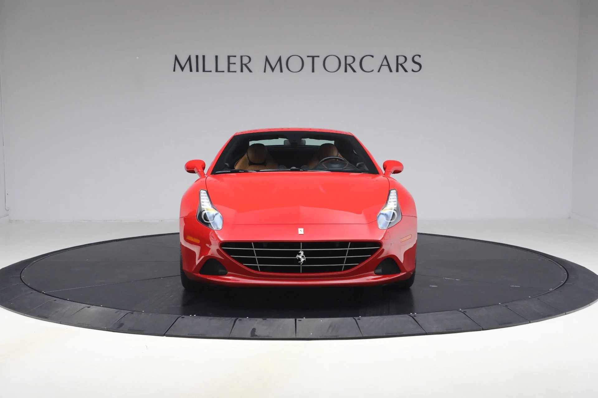 mph032_1957432706_Used_2016_Ferrari_California_T_Handling_Speciale_1775663839_a2a18ca59a