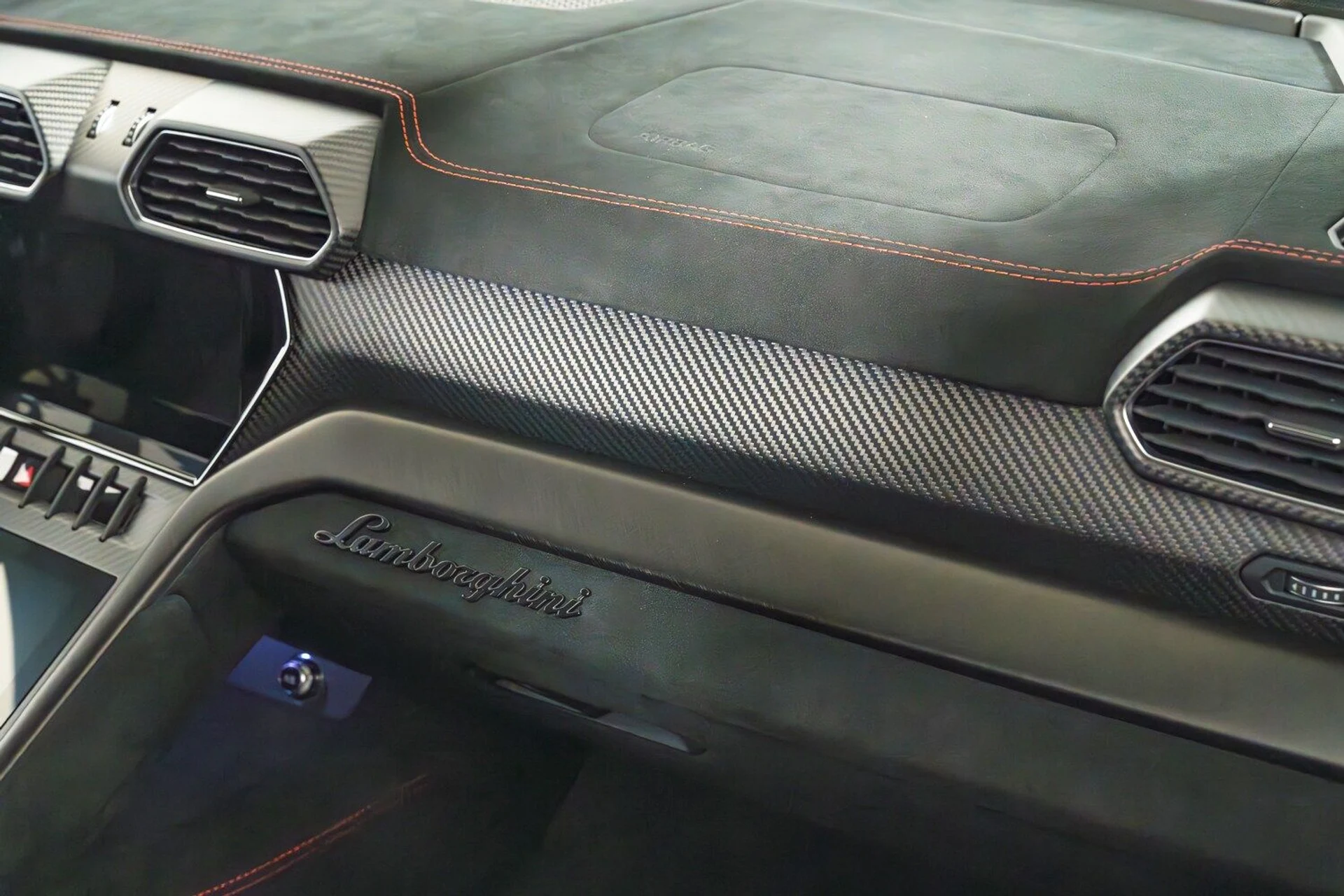 mph032_196407438_f48eaa9306824e029298b78b5c5d0c3d_4ed4f0c2fb