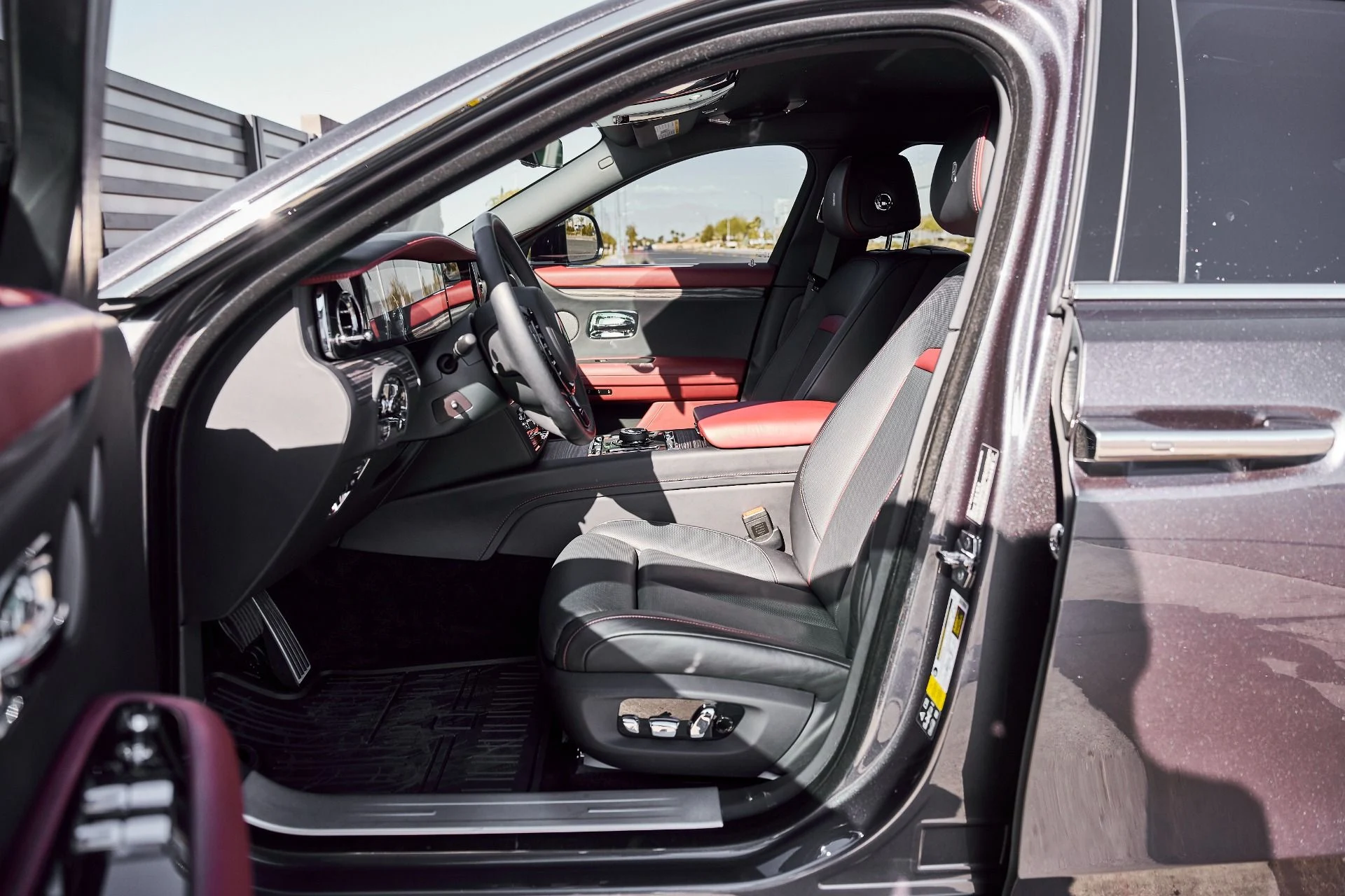 mph032_1974185595_Used_2023_Rolls_Royce_Ghost_1770699541_c71241a4ea