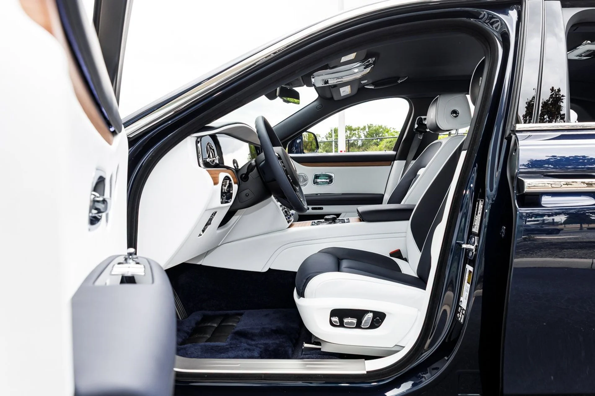 mph032_1975103774_5b5864a4a6c3ff83fb5727d09233dc81x_3923423f87