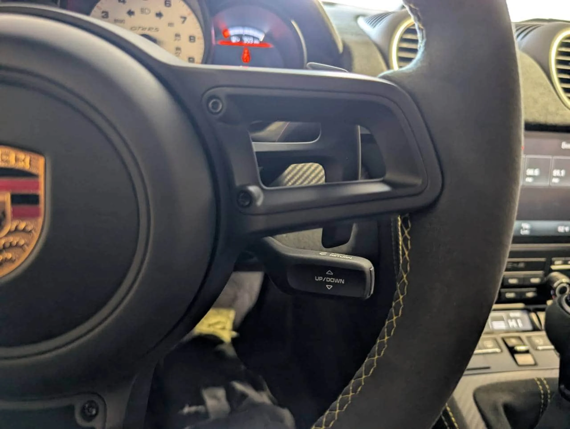 mph032_1985779377_2e67c86f2964fda7750d4d21f0f5b882x_8328708501