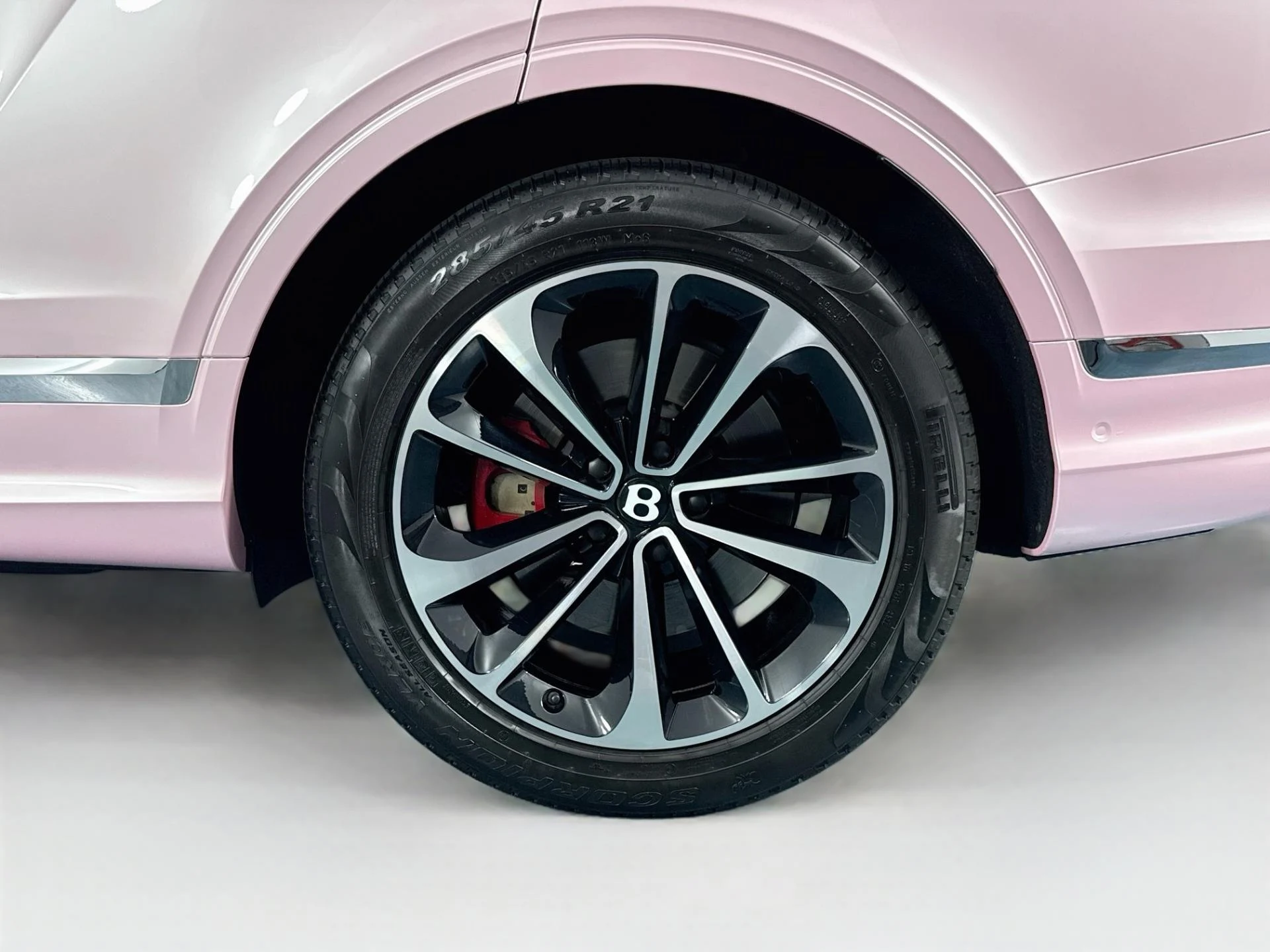 mph032_198995940_Used_2023_Bentley_Bentayga_Azure_V8_1789145822_de48ee235a
