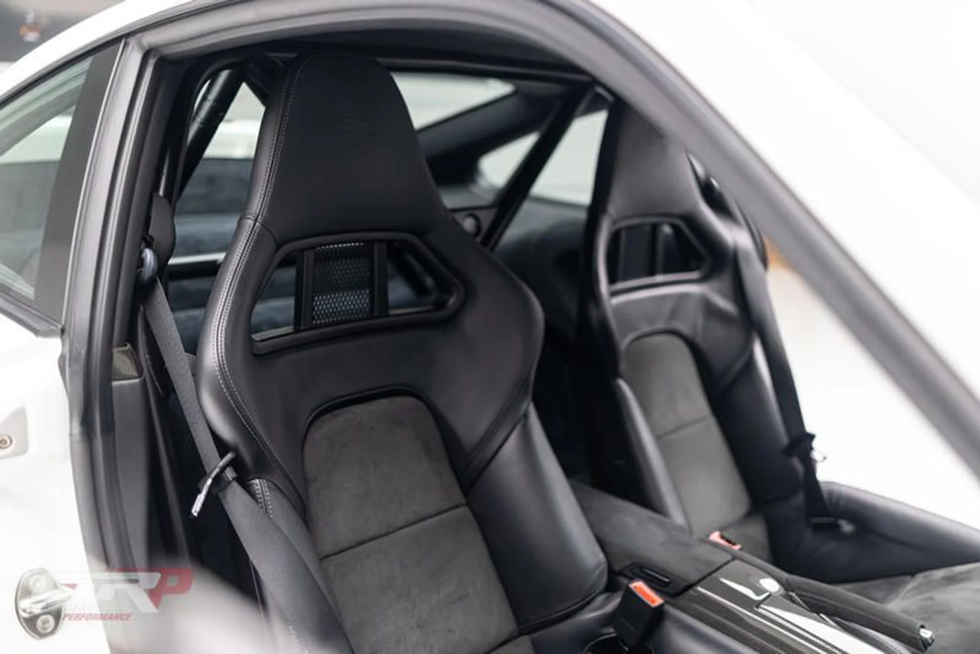 mph032_1993994988_CB_7387_D5_94_F9_45_D8_A4_A2_5_EED_4_D5_D61_E4_855979a875