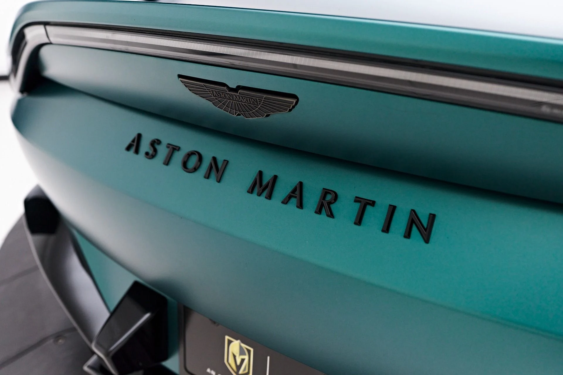 mph032_2014222100_Used_2023_Aston_Martin_Vantage_F1_Edition_1755655642_0eda5f3943