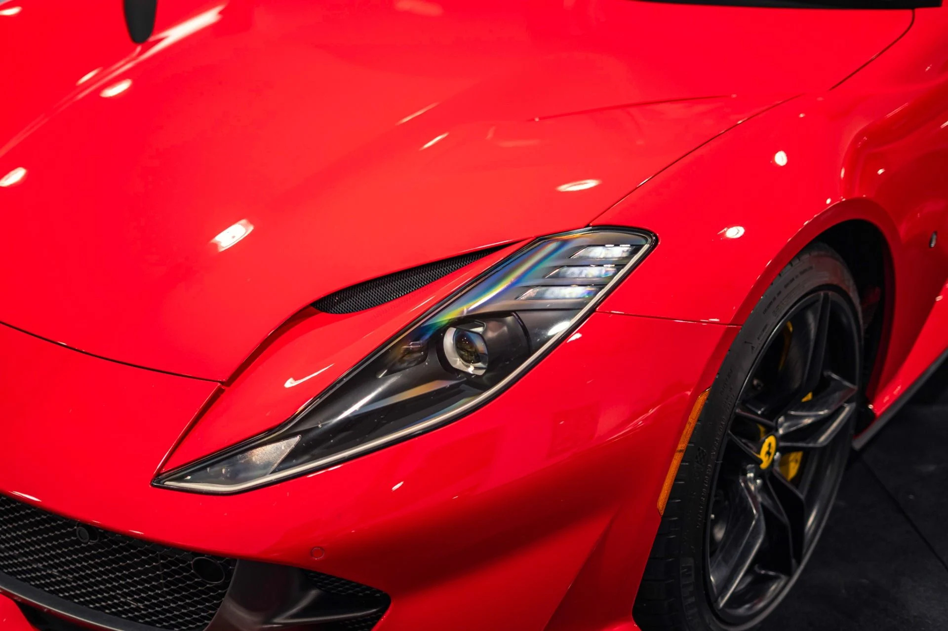 mph032_201452589_Used_2020_Ferrari_812_Superfast_1778093212_46dd309d57