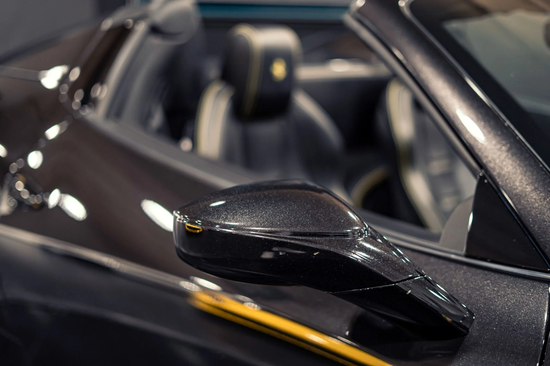 mph032_20161258_Used_2015_Ferrari_458_Spider_Nero_Daytona_Paint_1779214998_1475b261f6