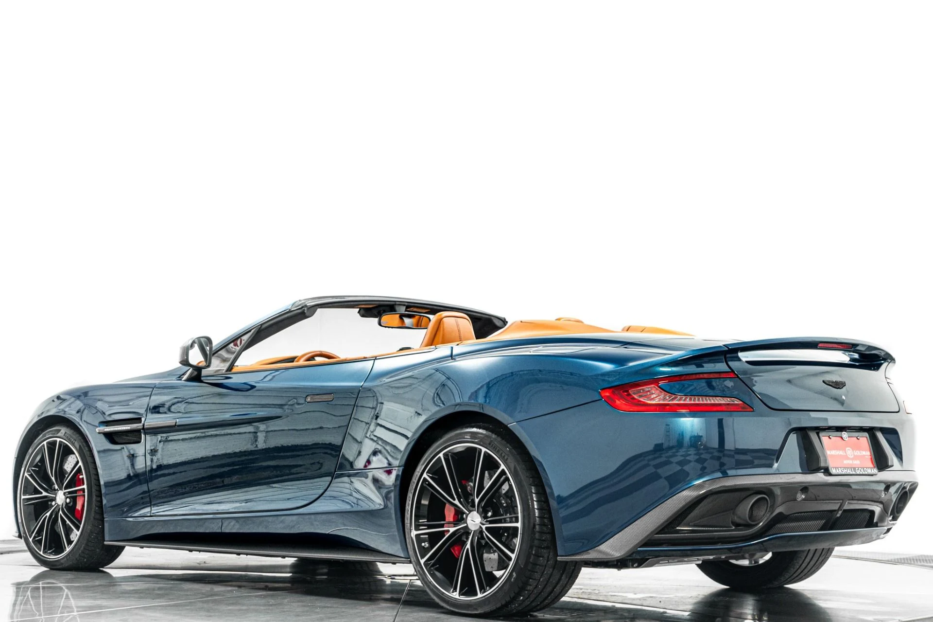 mph032_202380413_Used_2016_Aston_Martin_Vanquish_Volante_Low_Miles_Amazing_Color_Combination_1785262307_c54ca67dfc