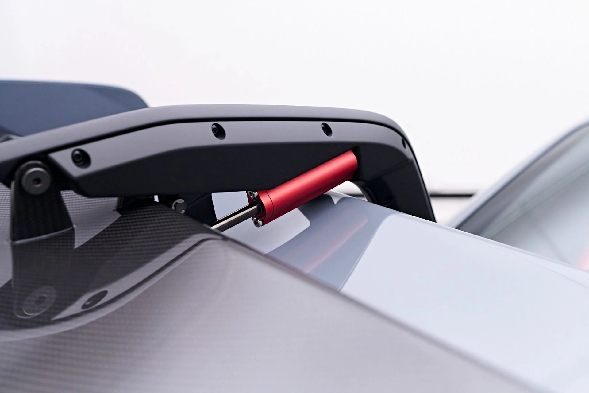 mph032_2025838516_Used_2024_Porsche_911_GT_3_RS_1740854858_3baedc4cb3