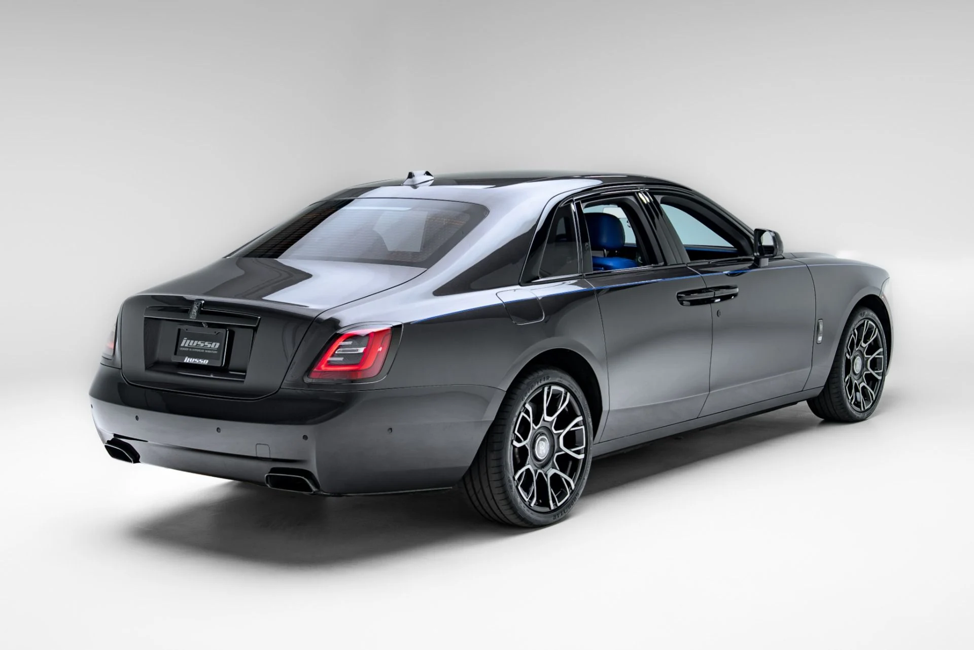 mph032_2027905245_Used_2023_Rolls_Royce_Black_Badge_Ghost_1776470002_62f3efed1f