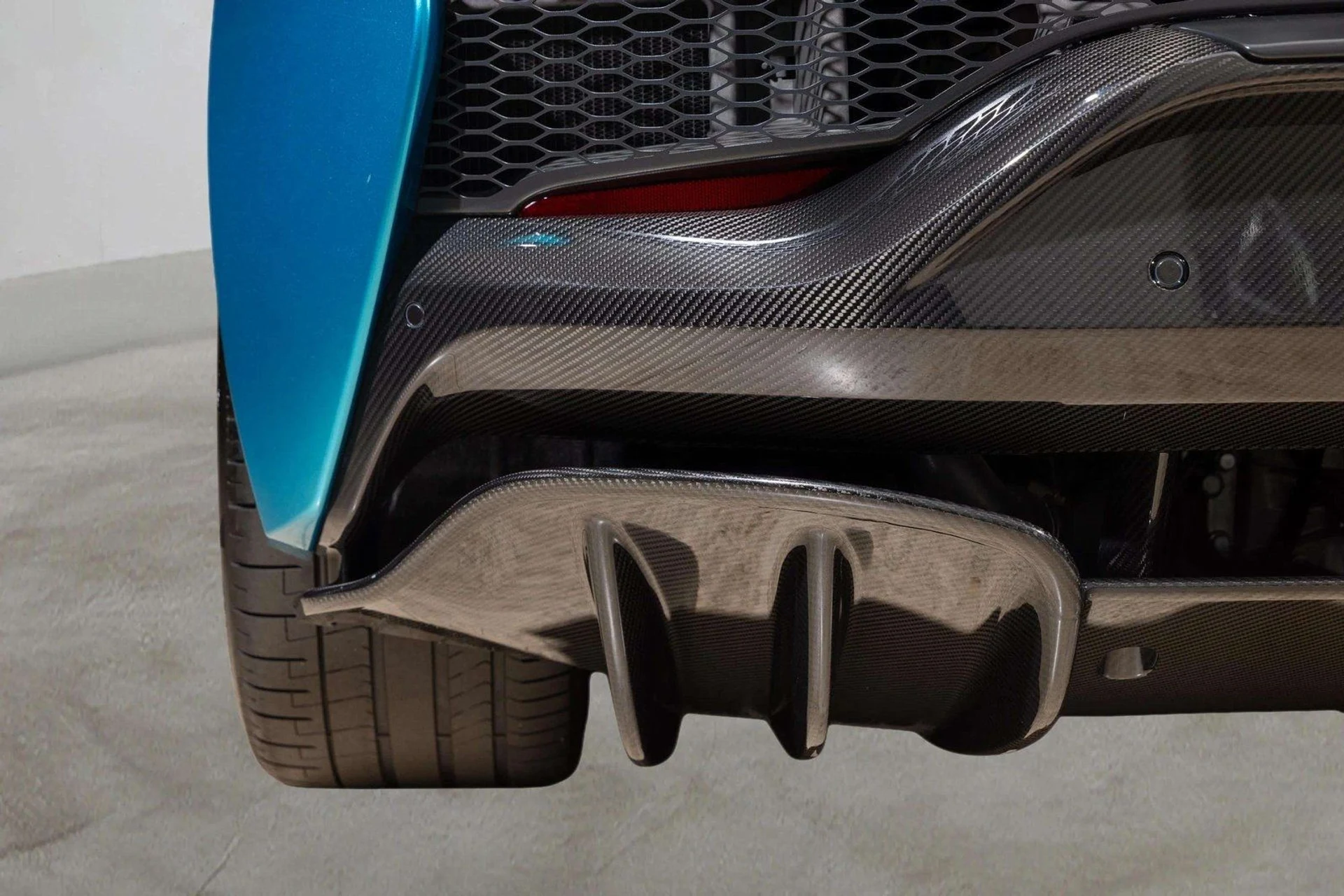 mph032_2038268760_image_33_806aa4e43c