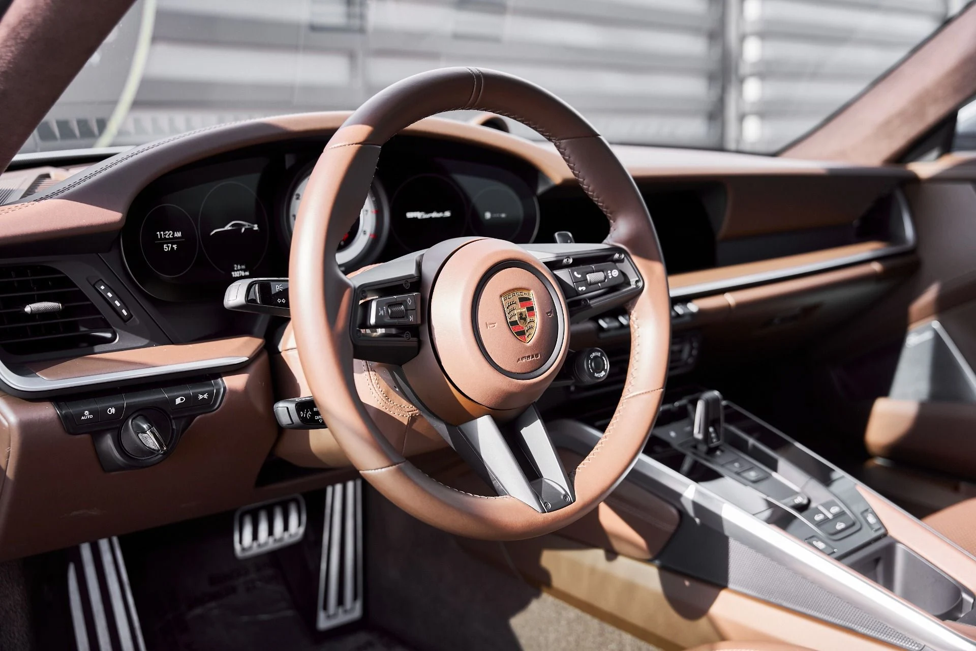 mph032_2058799294_Used_2024_Porsche_911_Turbo_S_1767838724_7dbf62bc1c