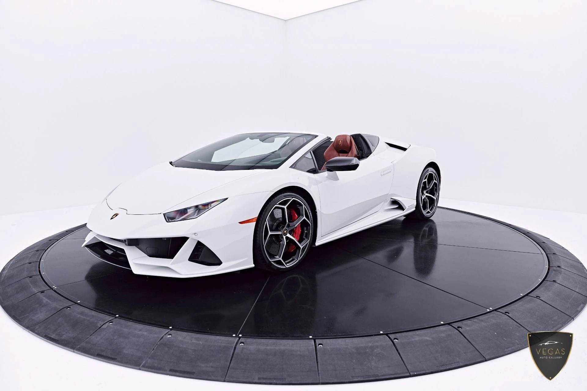 mph032_206276365_Used_2020_Lamborghini_Huracan_EVO_Base_1782523467_2e542d8732