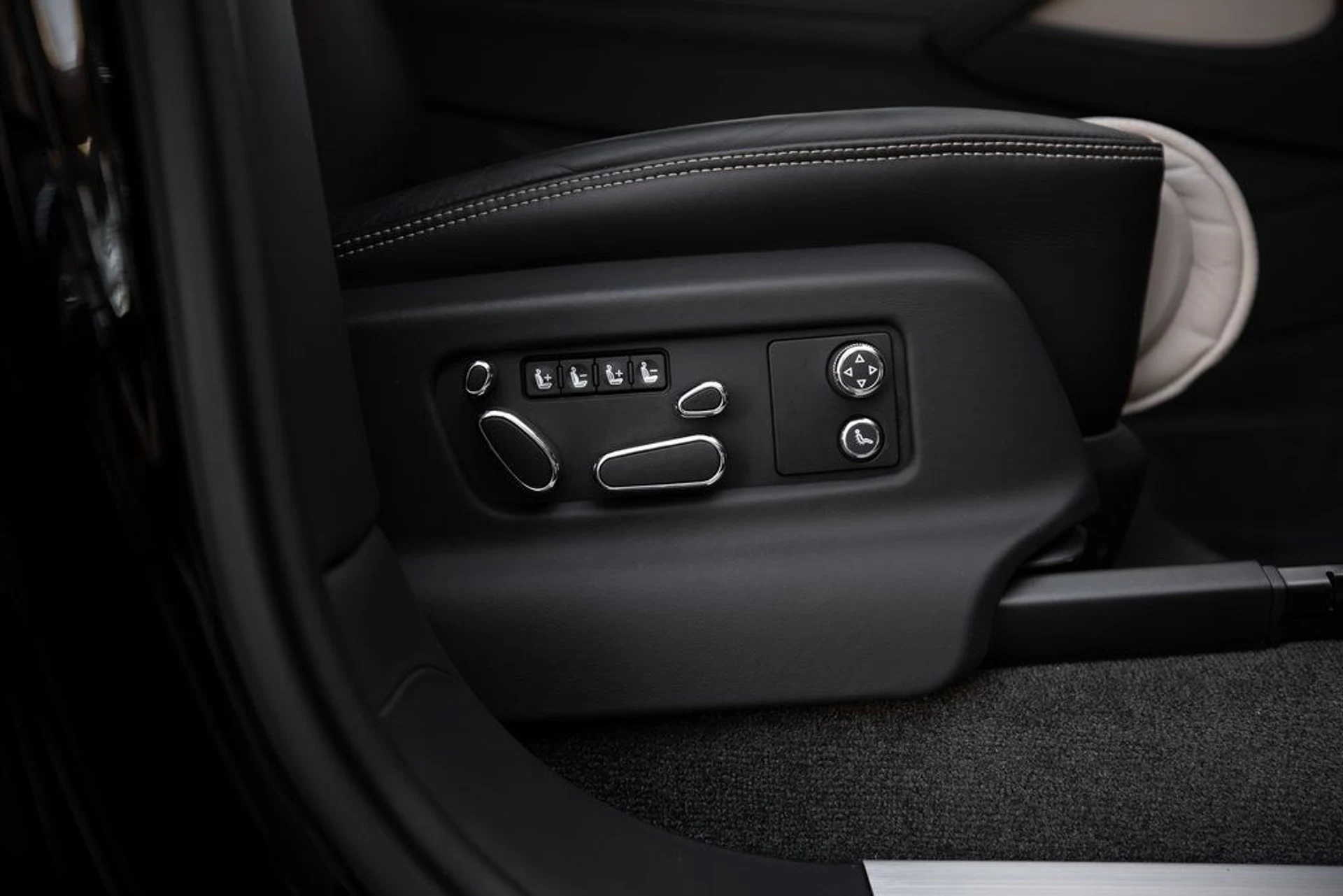 mph032_2074822838_c7d130f531b2dfd0d16526be2b9577ffx_ffe1709274