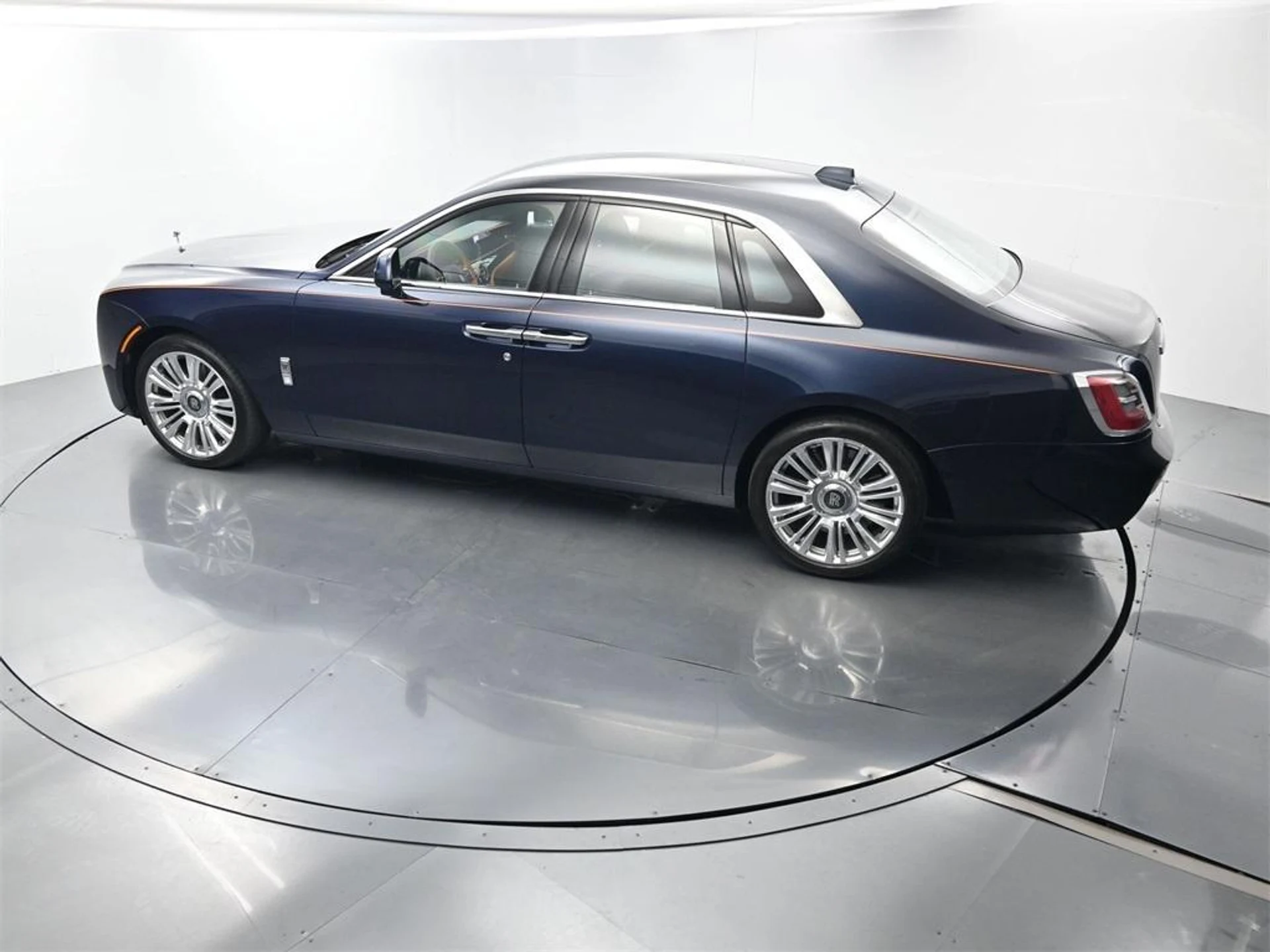 mph032_207800795_Z_Qvdw7_Nn_R92_YADI_Oa_JMB_Fz_SC_Log_b24143eca1