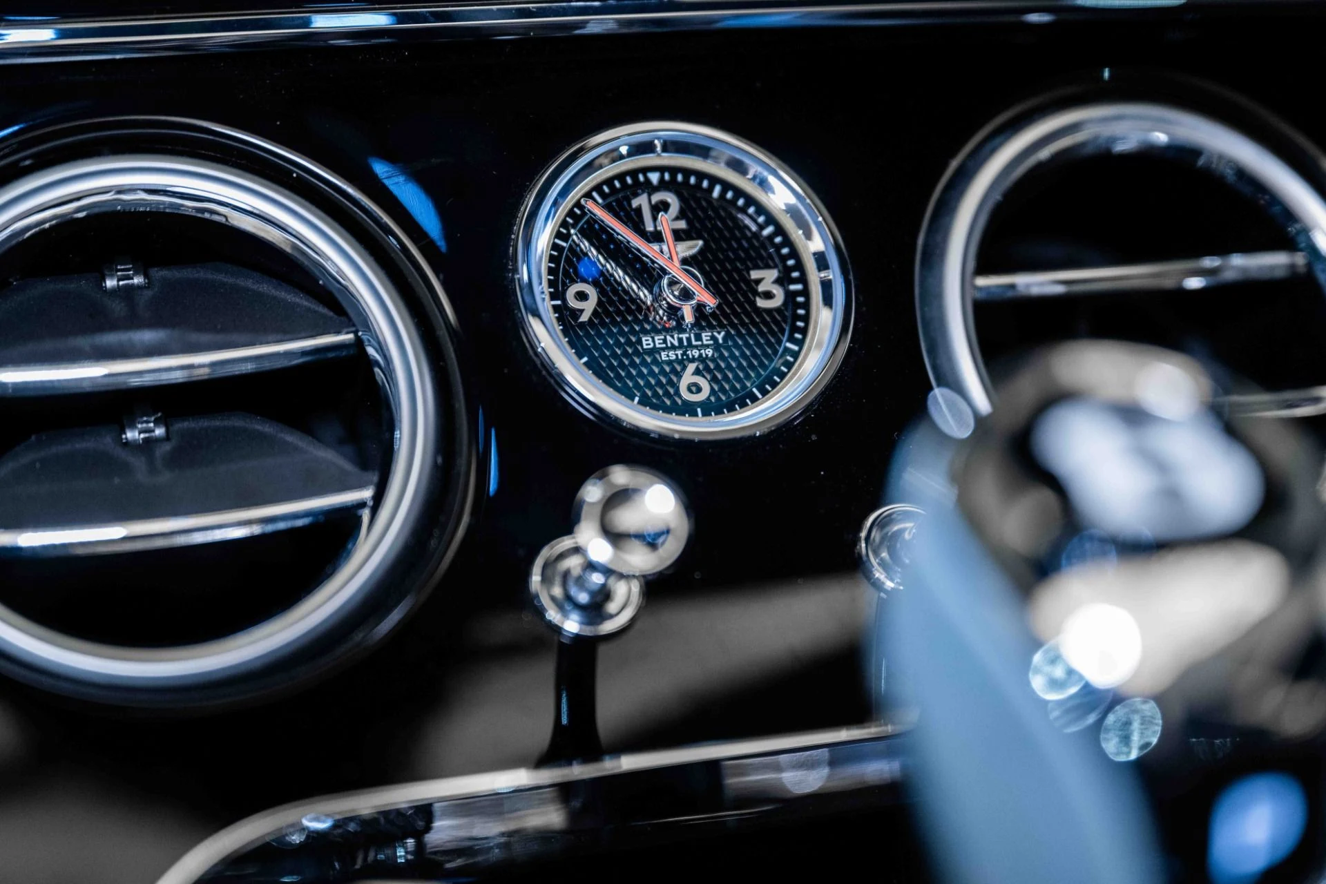 mph032_2080034797_Used_2023_Bentley_Continental_GTC_Speed_1727795522_e271a43255