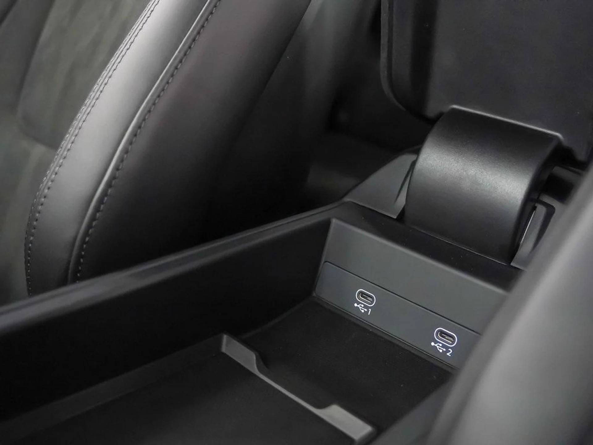 mph032_2080132809_sff8_FA_Znro6vq_We_I_Wjv1r_X_Su_U_s_6af6c560bb