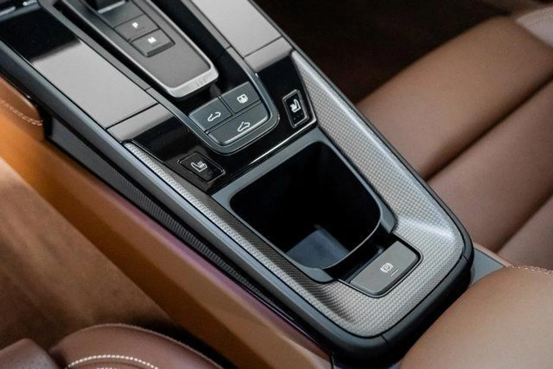 mph032_2083538680_KTK_0_FIJ_Xv_Cy3h9_A_Aoa_TINT_0j_U_44dd017348