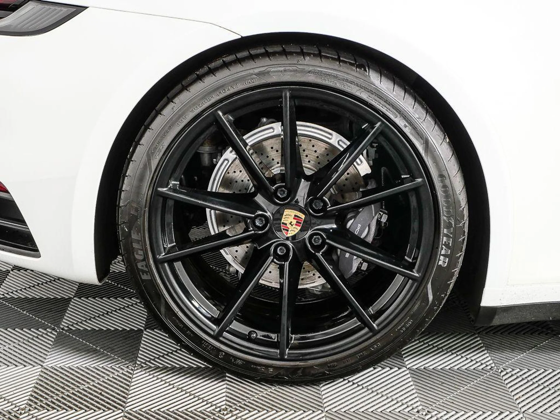 mph032_2087442792_Xjn4mxytco_Nbi_IC_Yw_SWG_Sd_O_Ae_NU_91ab29ca7a