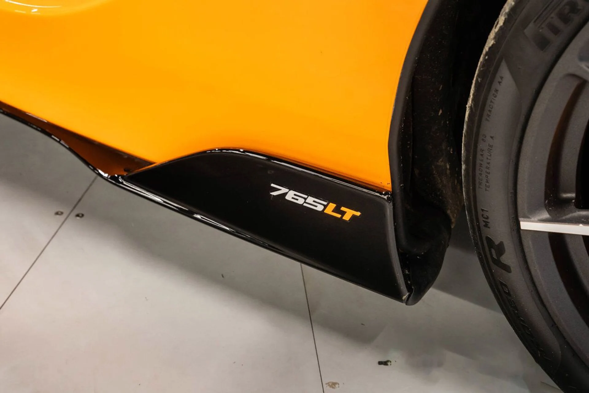 mph032_2096123748_mclaren_765lt_2021_04a8600886